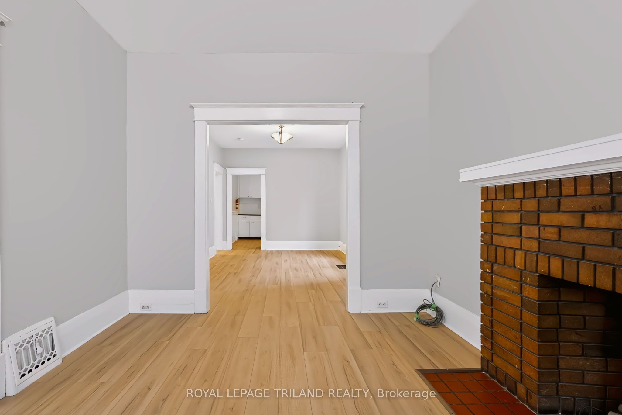 136 Adelaide Street N, London East, ON N6B 3G8 photo 5