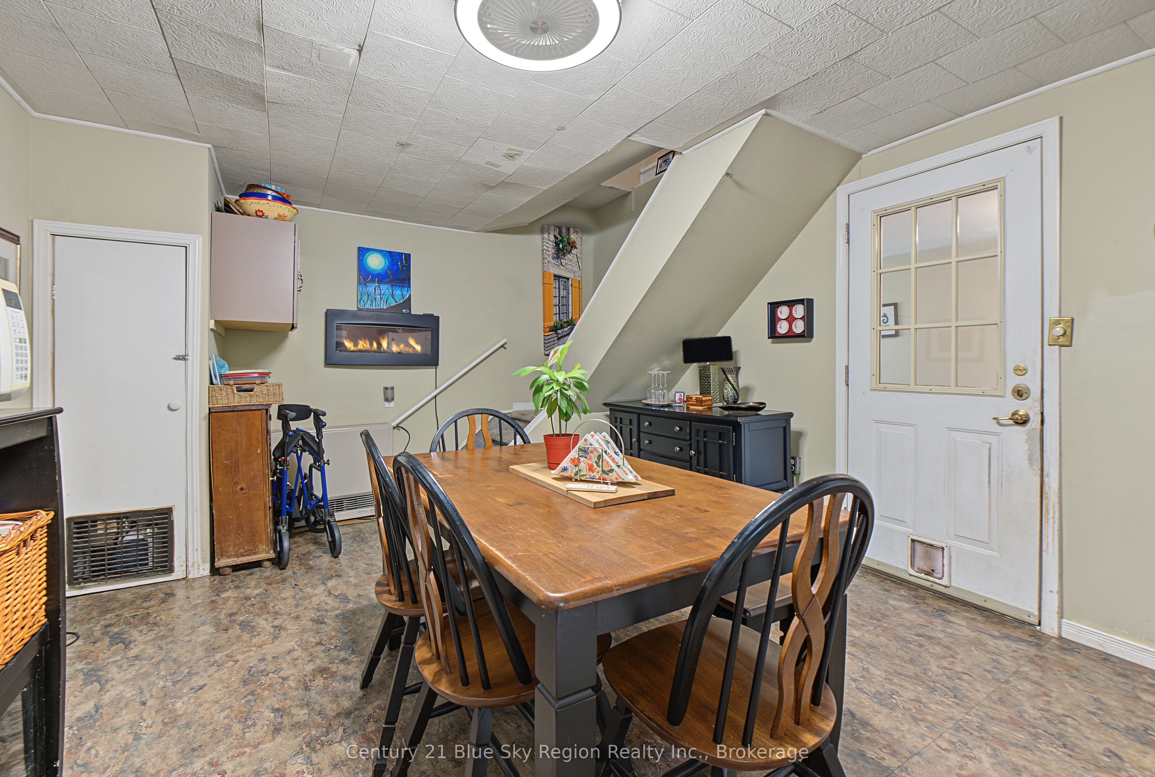 869 FERGUSON Street, North Bay, ON P1B 1Y9 photo 4
