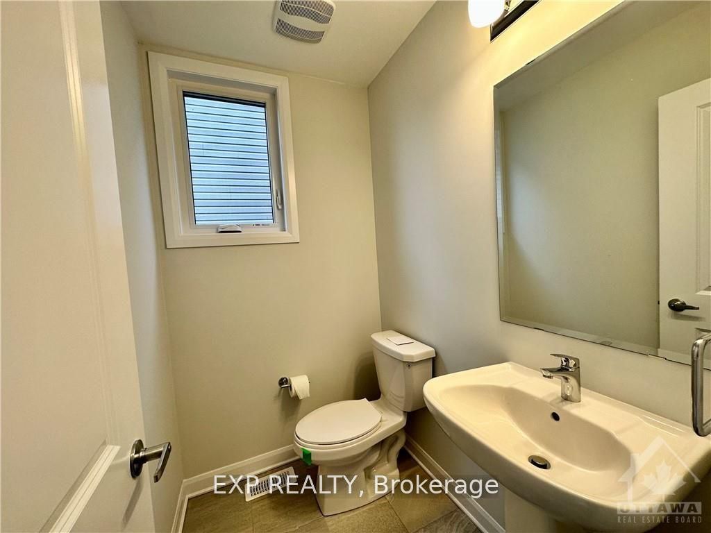 637 Hamsa Street, Barrhaven, ON K2J 6Z7 photo 4