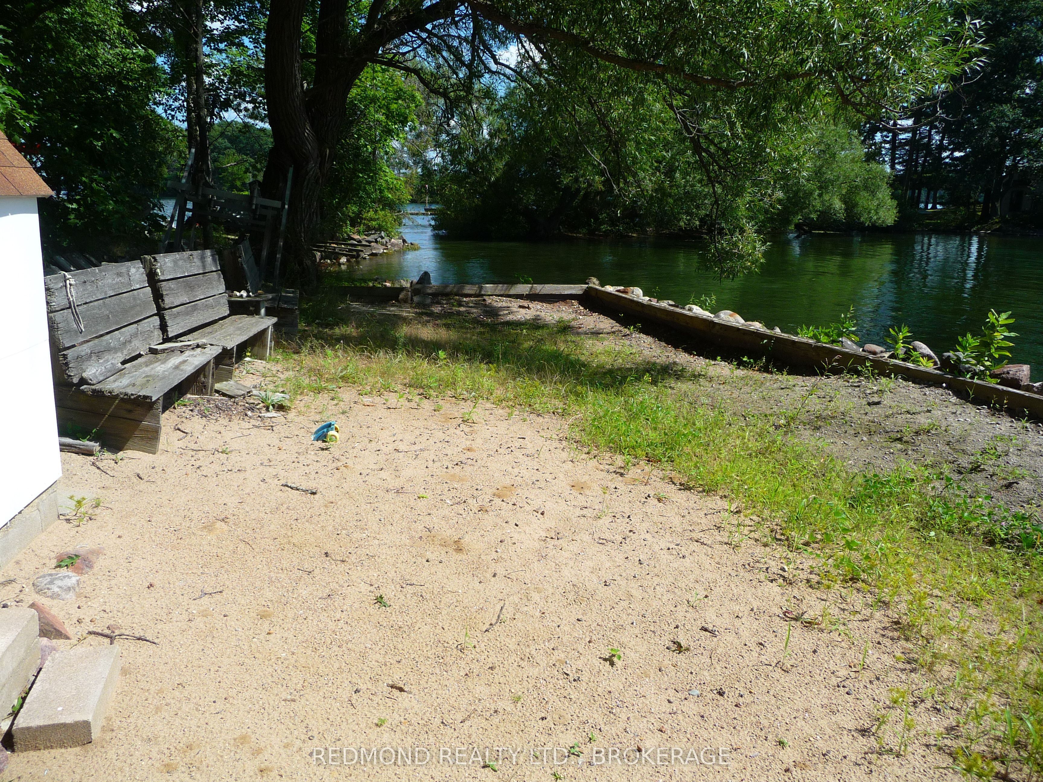 387 Downie Island, Leeds and the Thousand Islands, ON K0E 1L0 photo 4