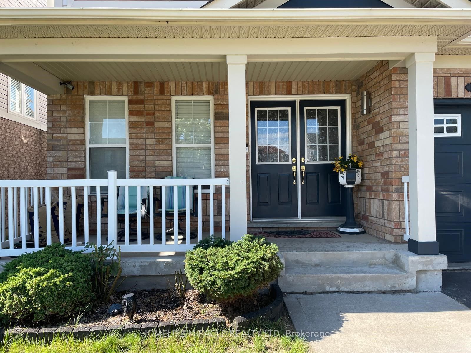 142 Coulthard Boulevard, Cambridge, ON N1T 2J5 photo 2