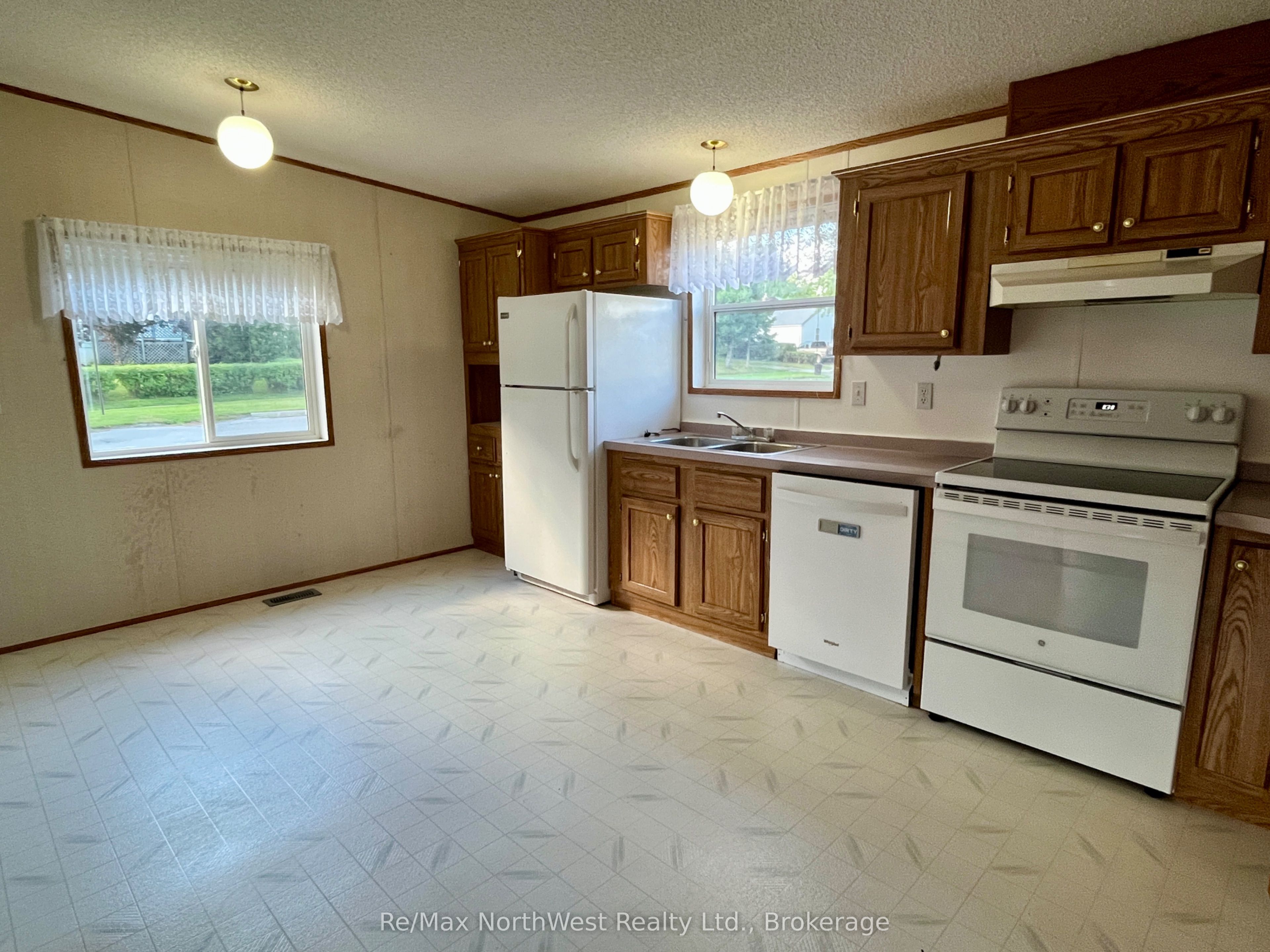 12 Rawn Road, Atikokan, ON P0T 1C0 photo 3