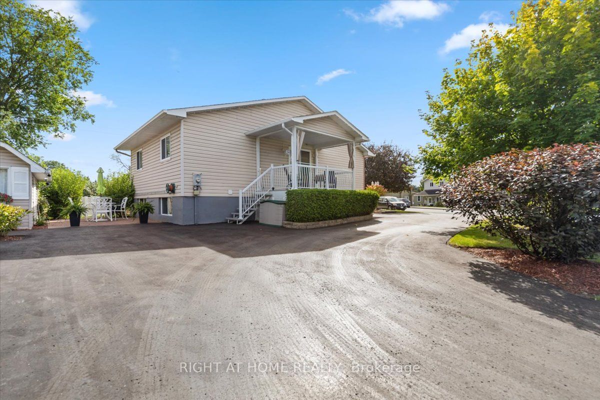 558 Laurier Street, Clarence-Rockland, ON K4K 1E7 photo 3