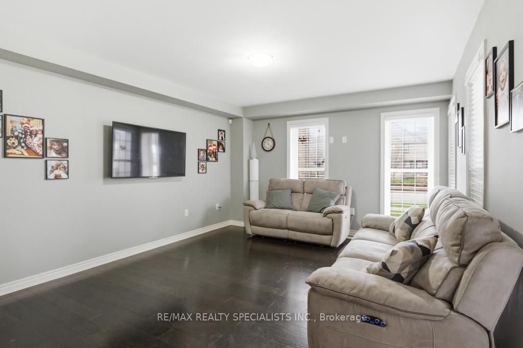 101 Frederick Drive 2, Guelph, ON N1L 0K7 photo 3