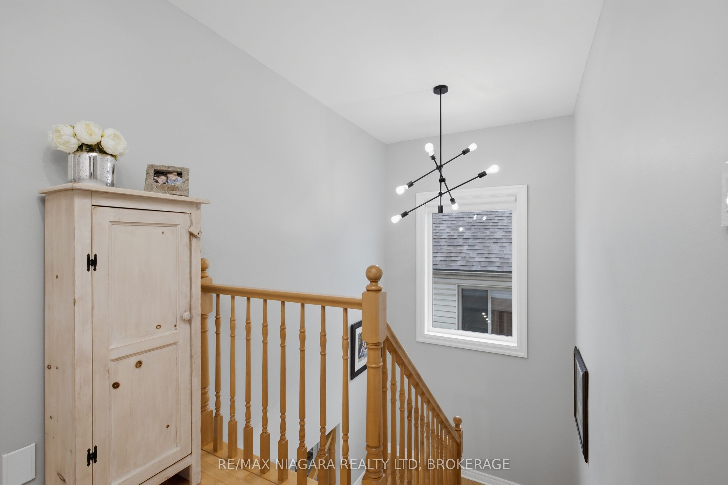15 Cozocar Crescent, St. Catharines, ON L2S 3Y5 photo 3