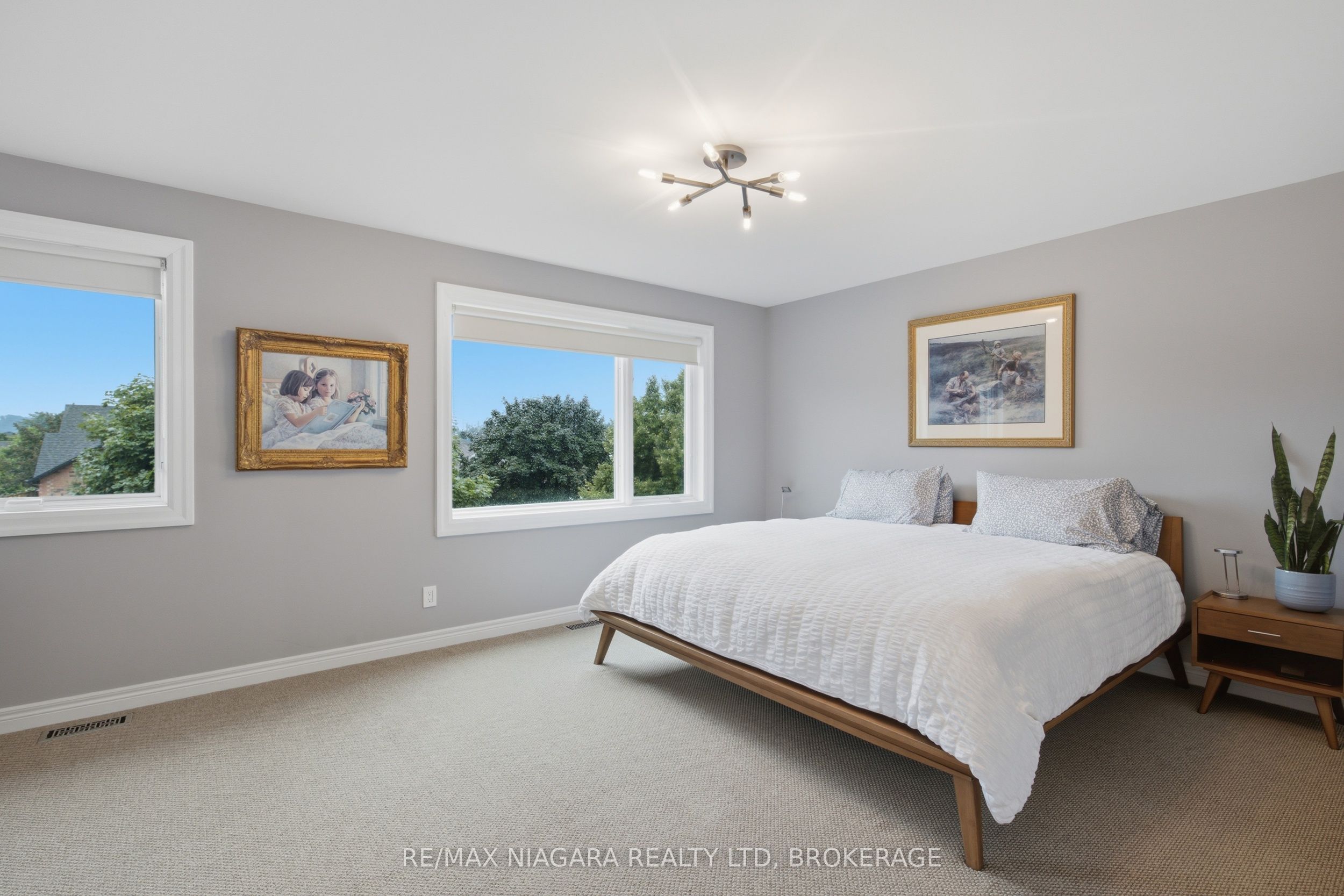 15 Cozocar Crescent, St. Catharines, ON L2S 3Y5 photo 4