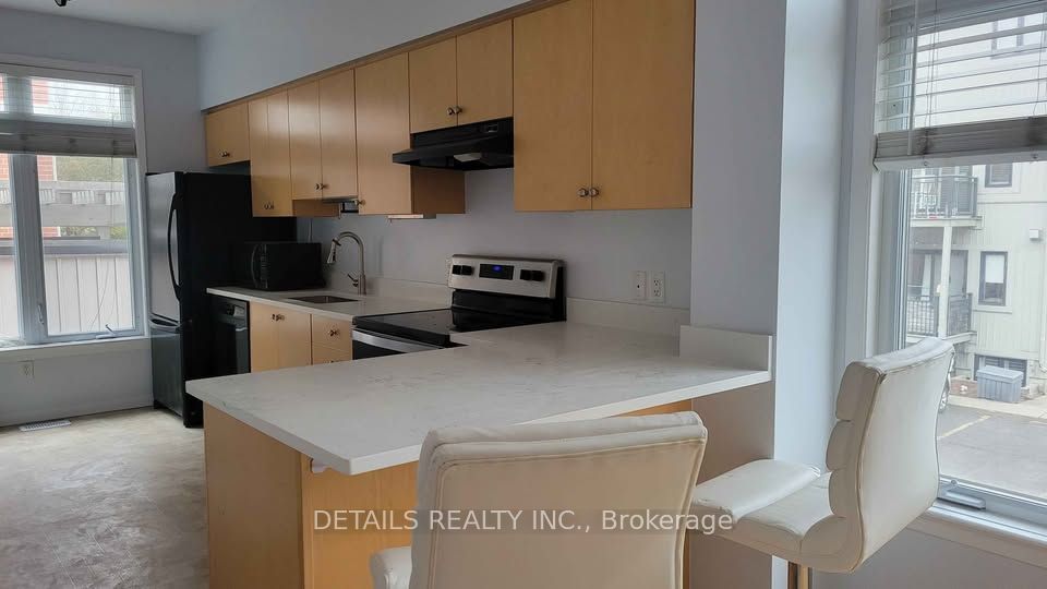 795 Montreal Road 1, Manor Park - Cardinal Glen and Area, ON K1K 0S9