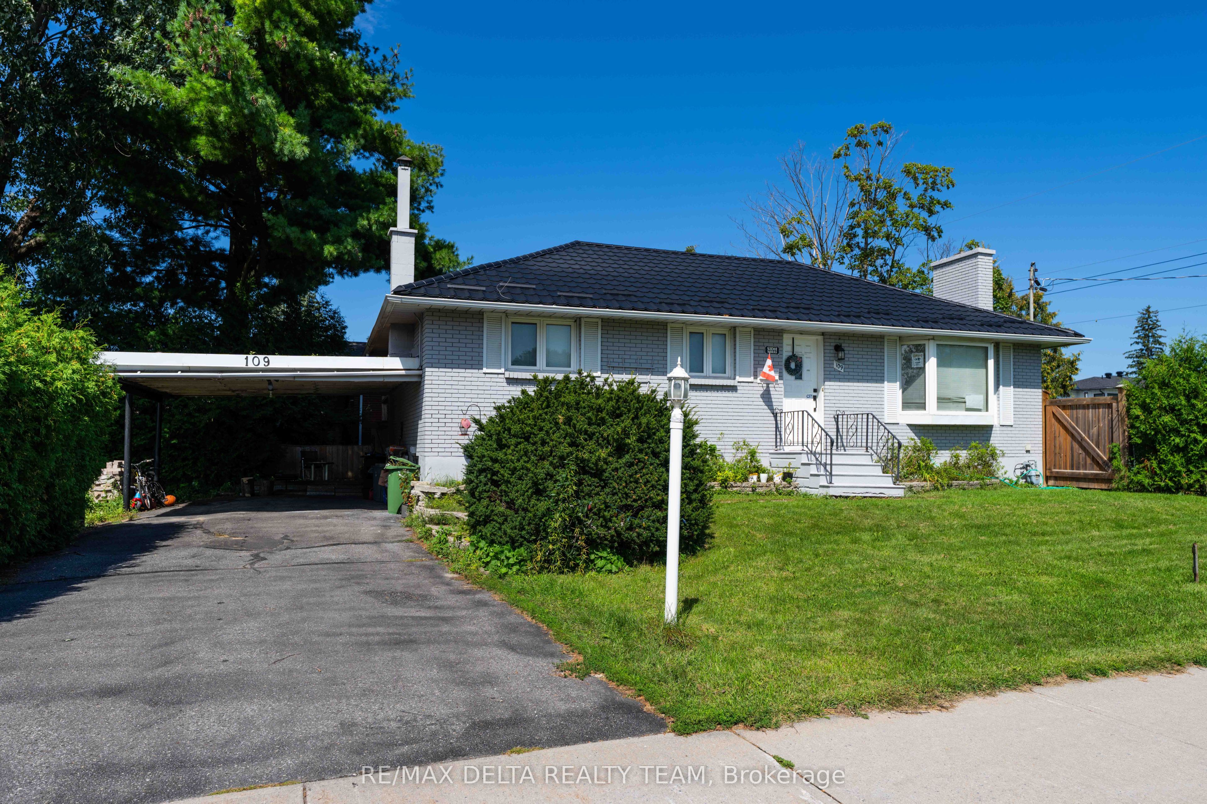109 Meadowlands Drive W, Meadowlands - Crestview and Area, ON K2G 2S1 photo 2