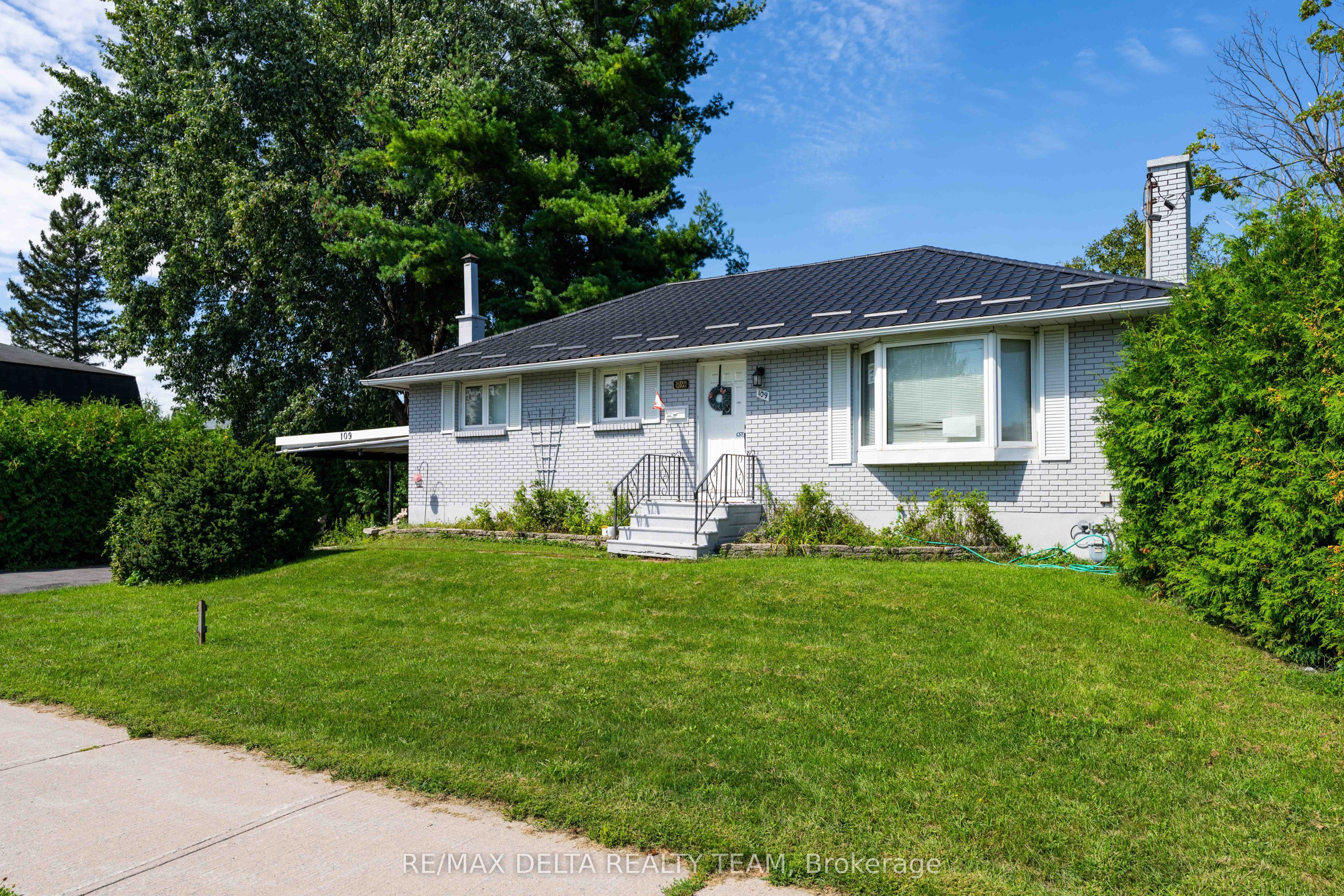 109 Meadowlands Drive W, Meadowlands - Crestview and Area, ON K2G 2S1 photo 4