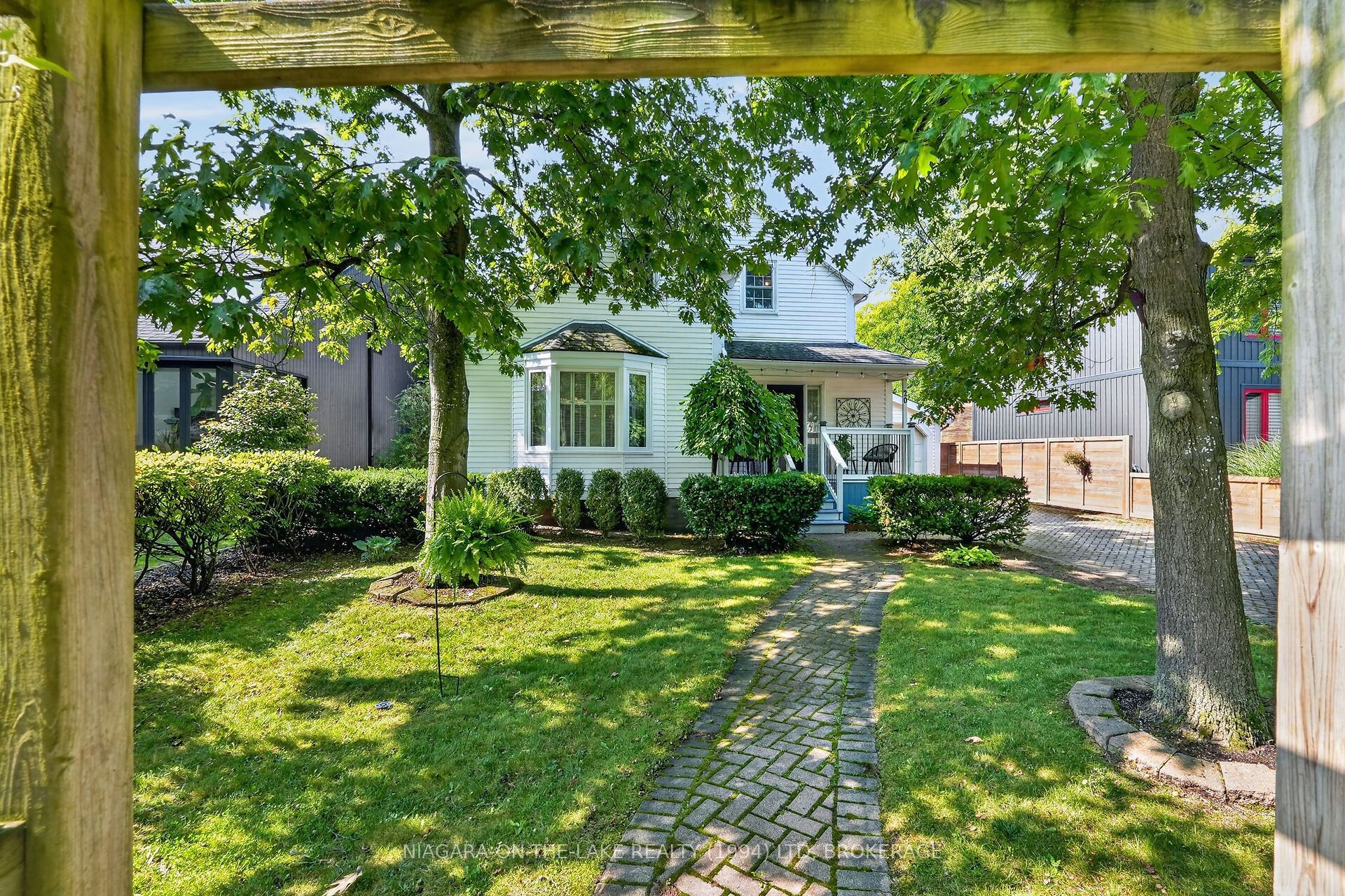 20 Vincent Avenue, Niagara-on-the-Lake, ON L0S 1J0 photo 4