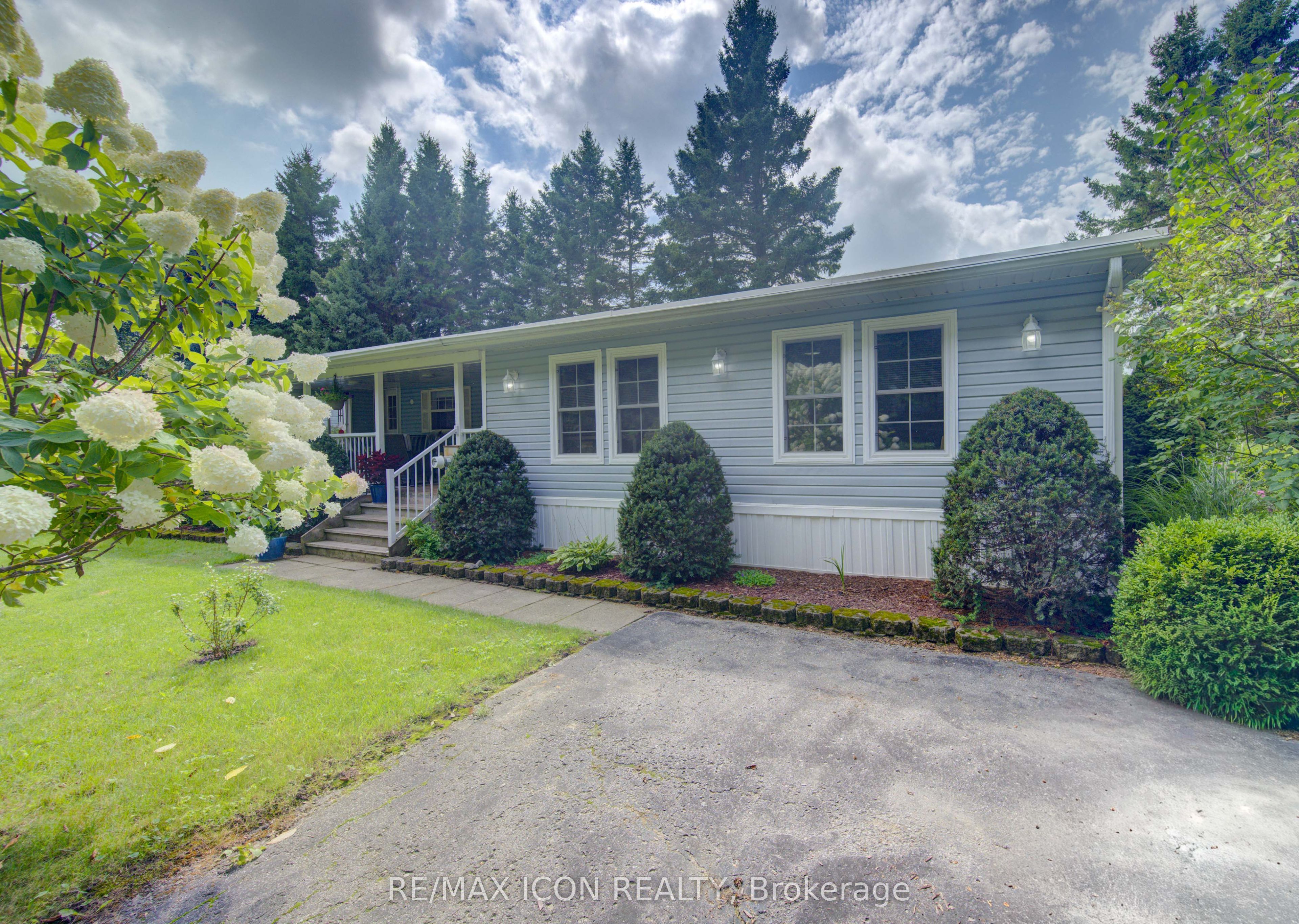 30 Grand Vista Crescent, Wellington North, ON N0G 2L0 photo 3