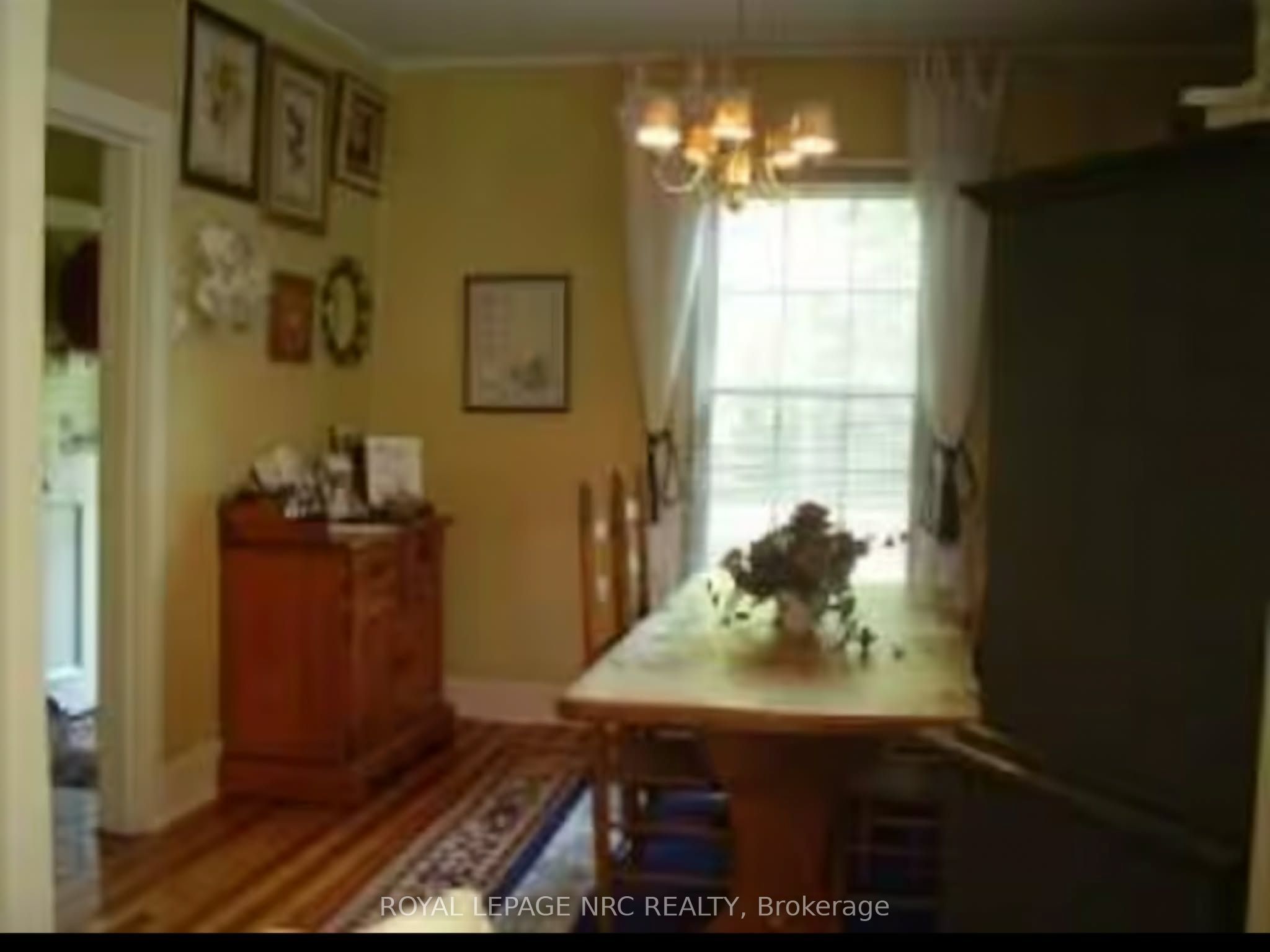 156 Mary Street, Niagara-on-the-Lake, ON L0S 1J0 photo 4