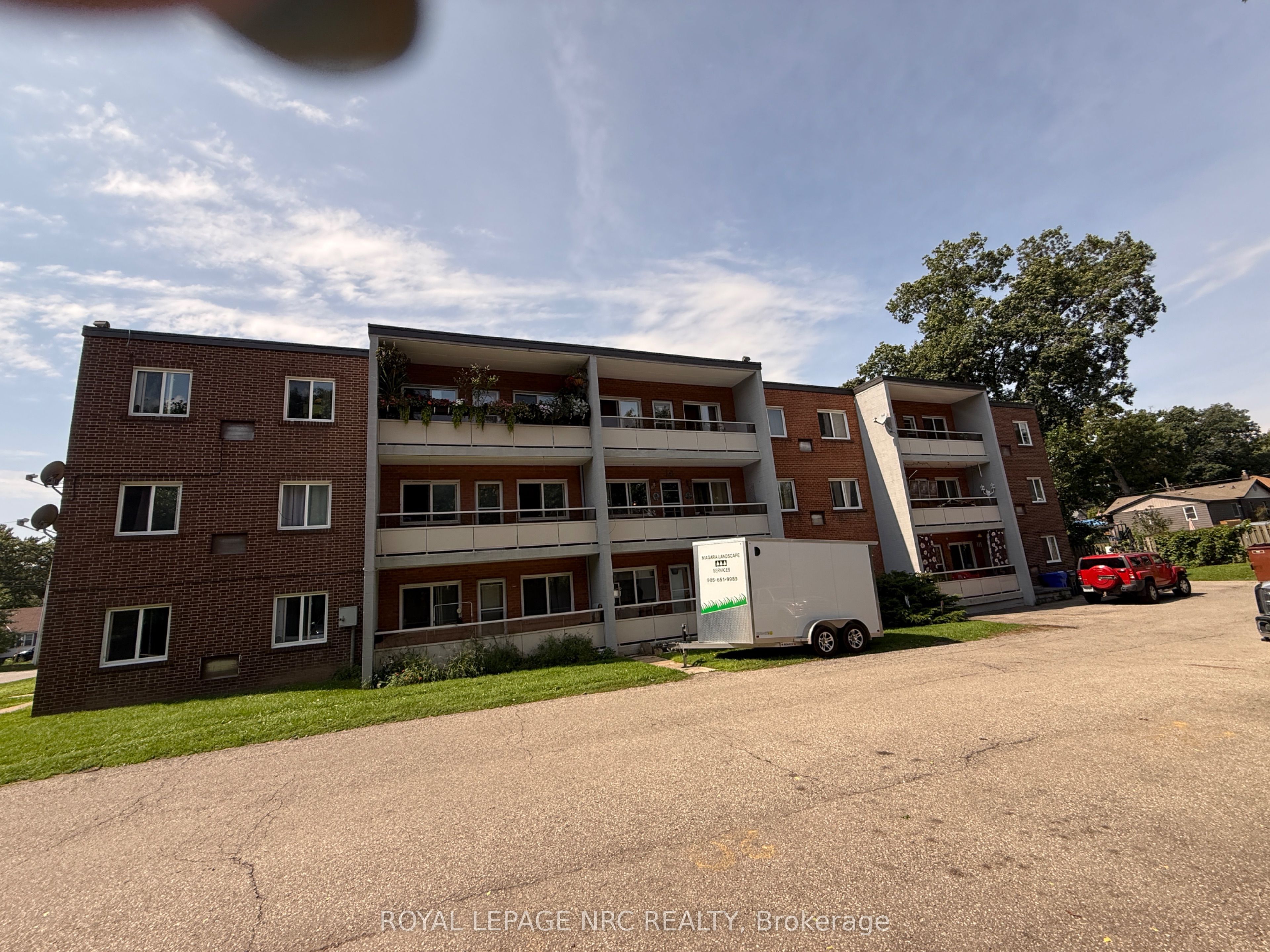6035 Murray Street 39, Niagara Falls, ON L2G 2K4 photo 3