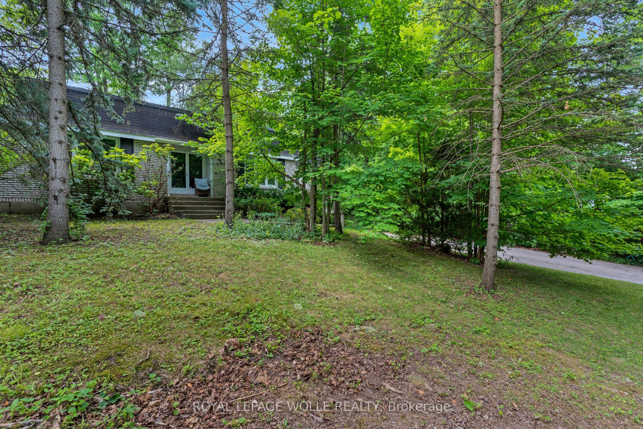 35 Maple Hill Drive, Kitchener, ON N2M 2R7 photo 5