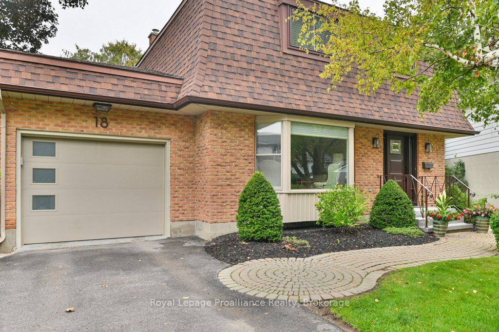 18 Conger Place, Belleville, ON K8P 4N8 photo 4