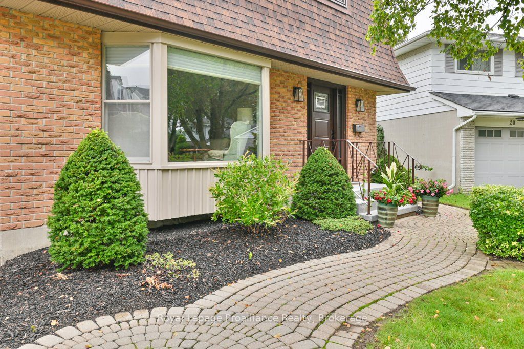 18 Conger Place, Belleville, ON K8P 4N8 photo 5