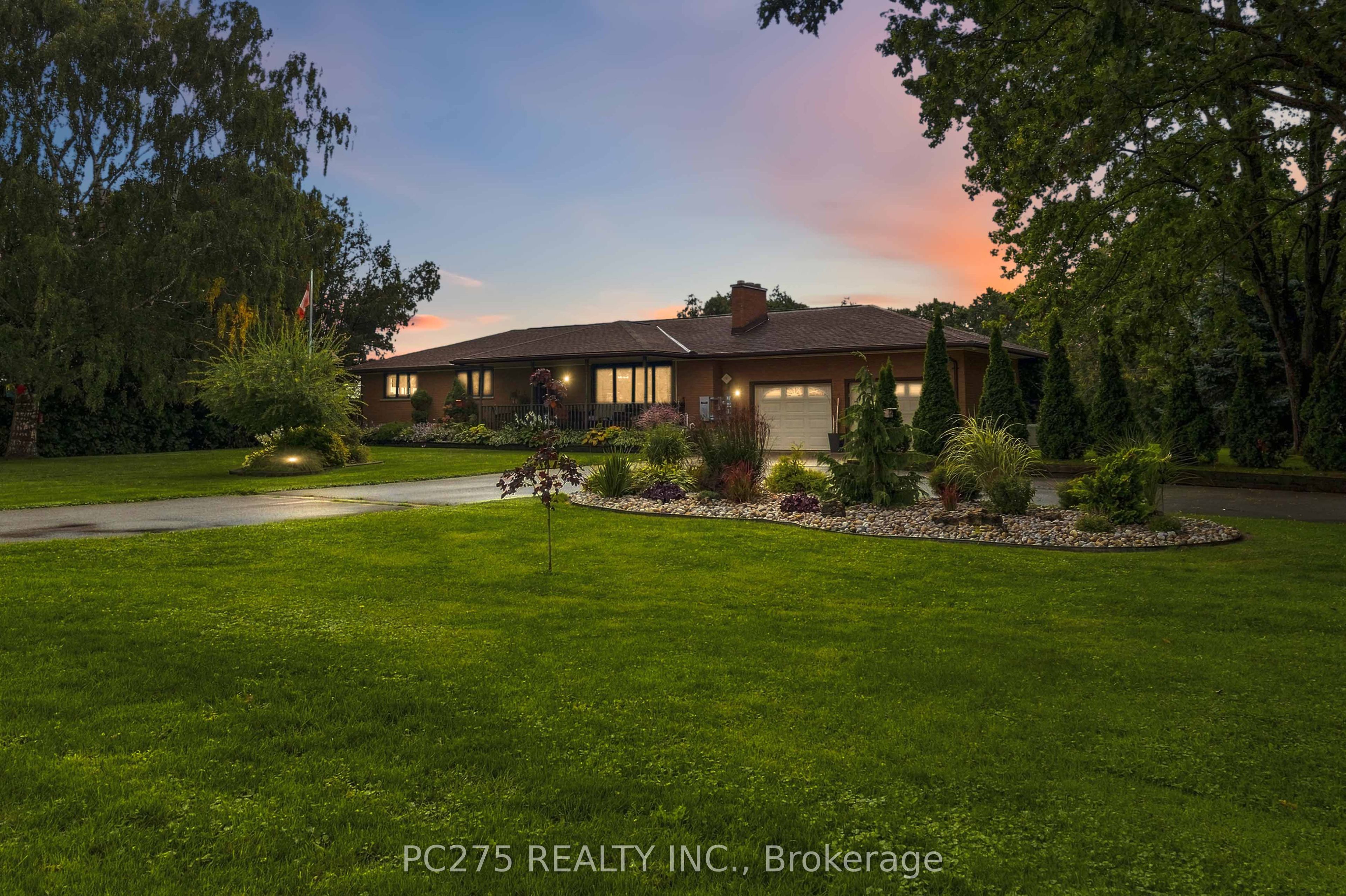 15195 Nine Mile Road, Middlesex Centre, ON N0M 2A0 photo 2
