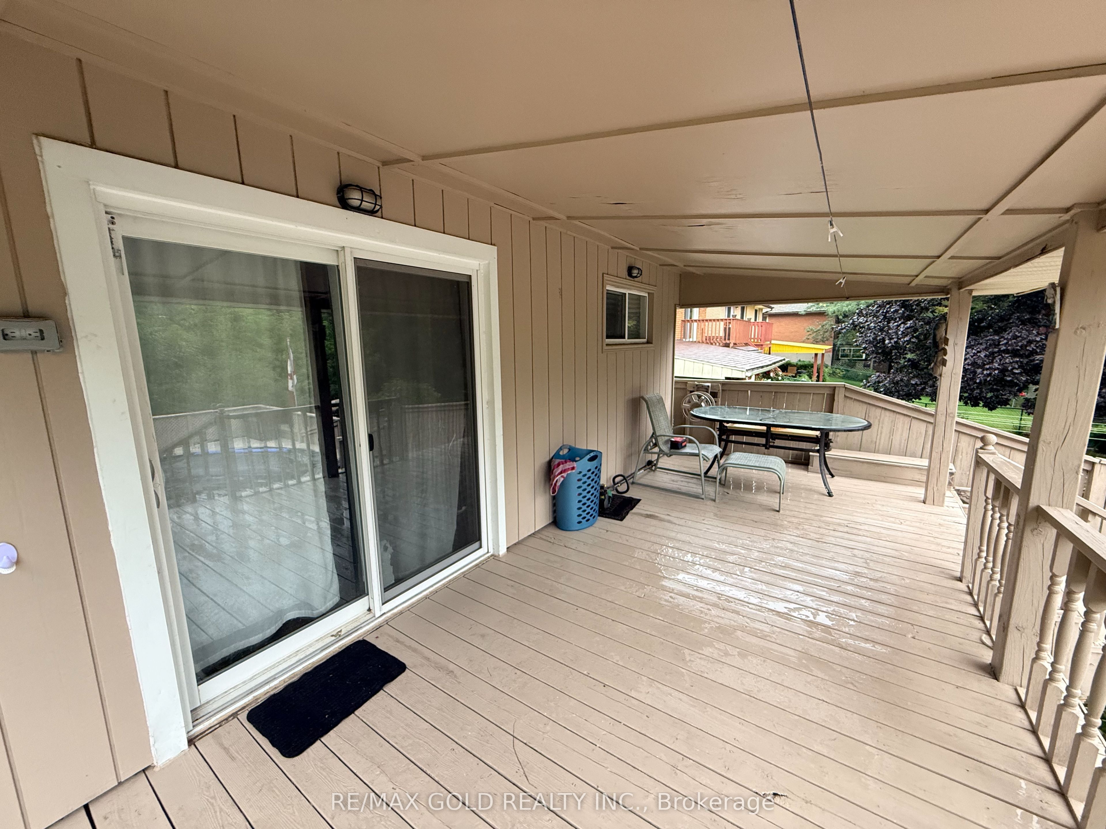 198 Coach Hill Drive, Kitchener, ON N2E 1P4 photo 5