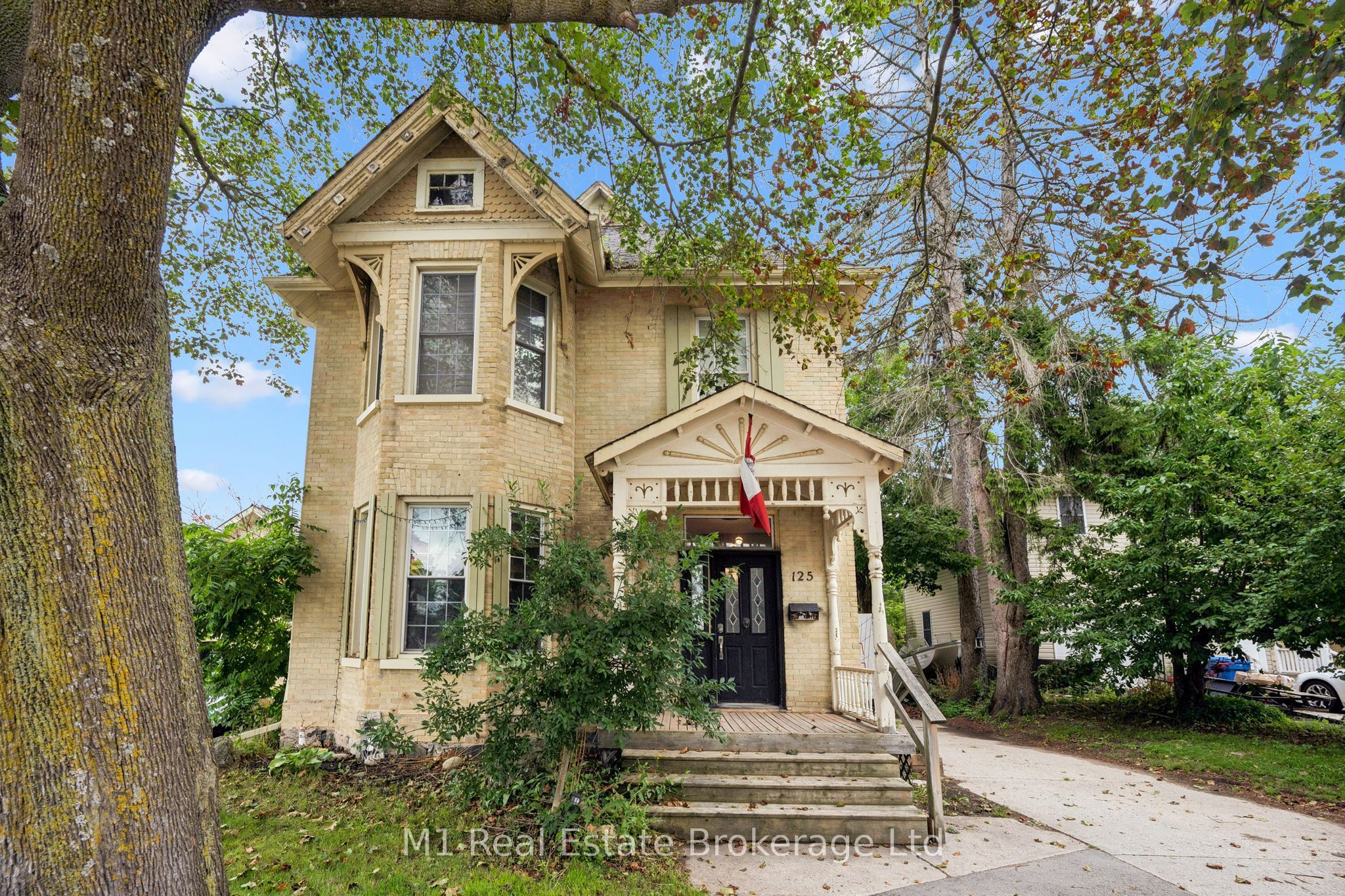 125 Elora Street S, Minto, ON N0G 1Z0
