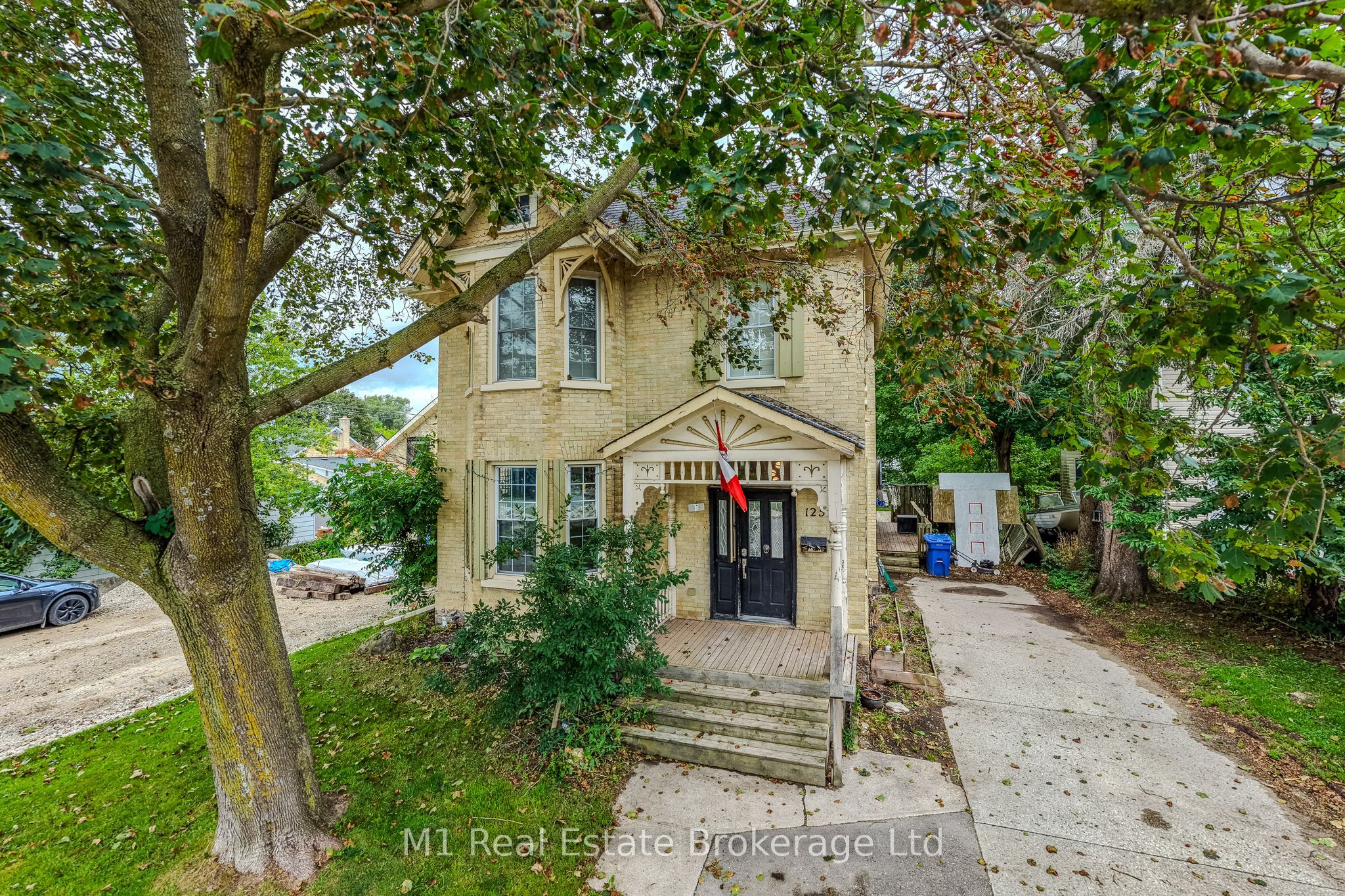 125 Elora Street S, Minto, ON N0G 1Z0 photo 4
