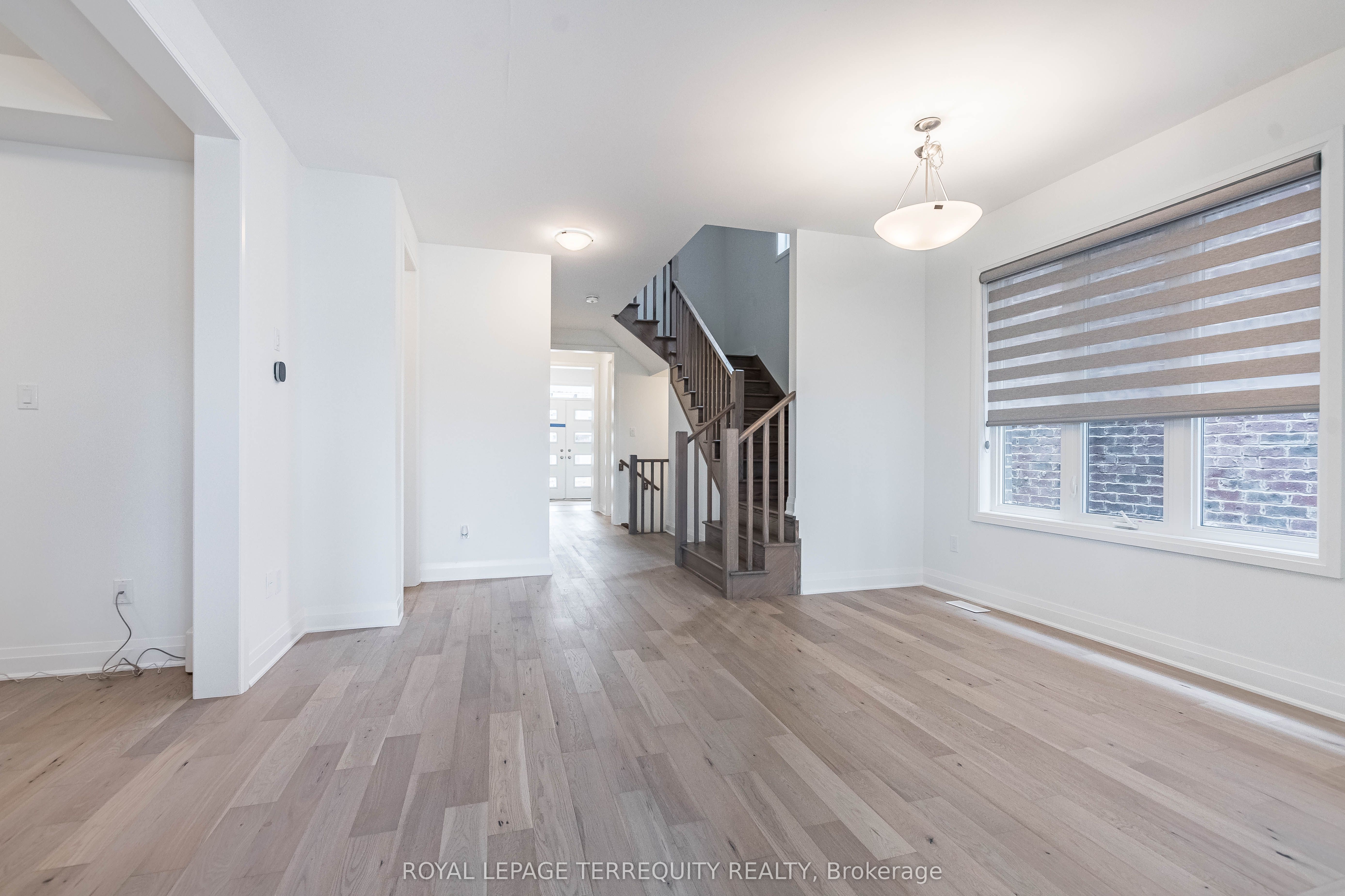 150 Forestwalk Street Upper, Kitchener, ON N2R 0S9 photo 2