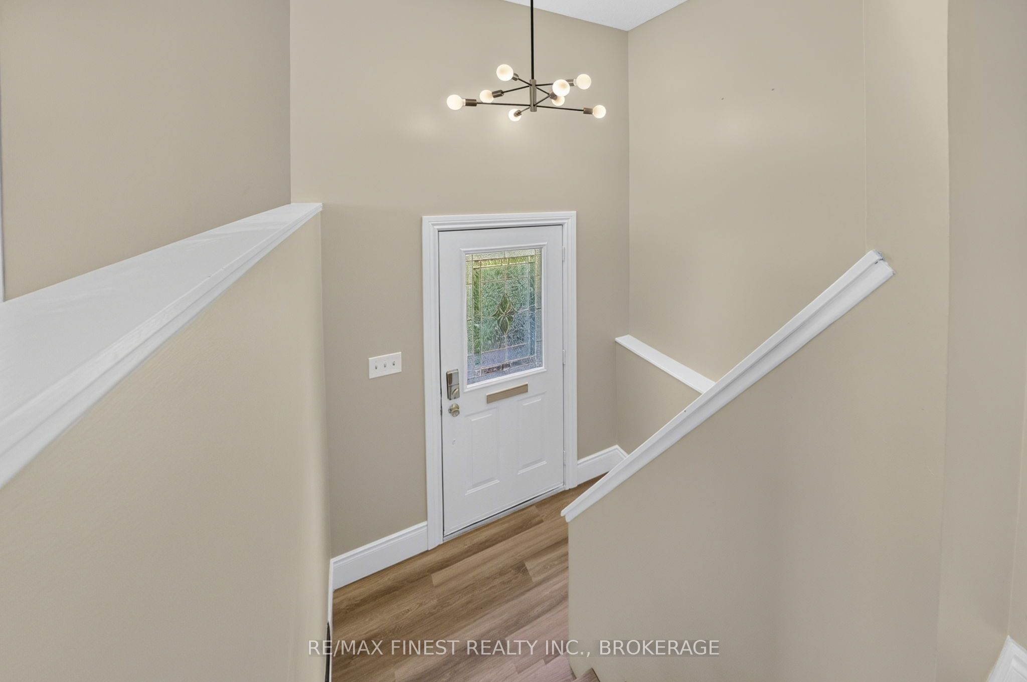 811 Cunningham Crescent, Brockville, ON K6V 6H3 photo 5
