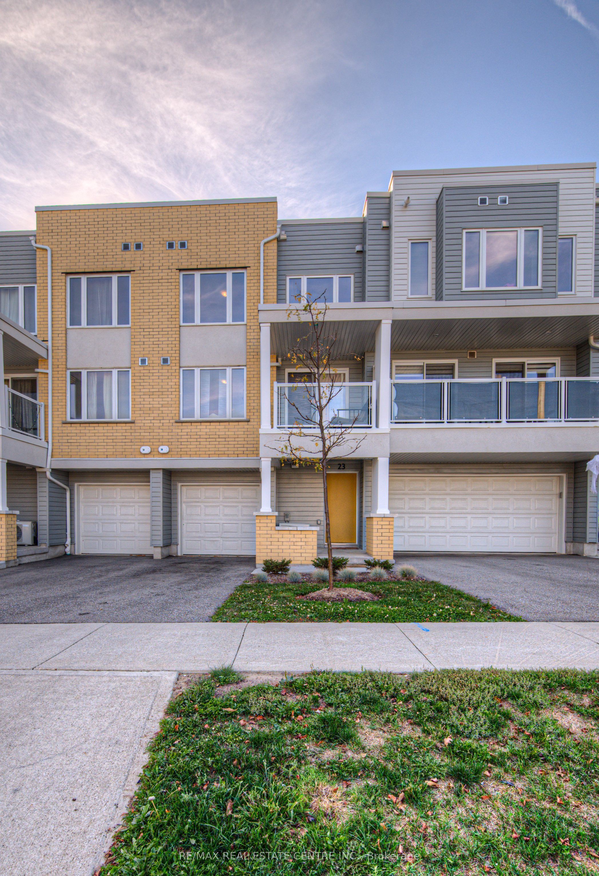 23 Valencia Avenue 119, Kitchener, ON N2R 0R7 photo 2