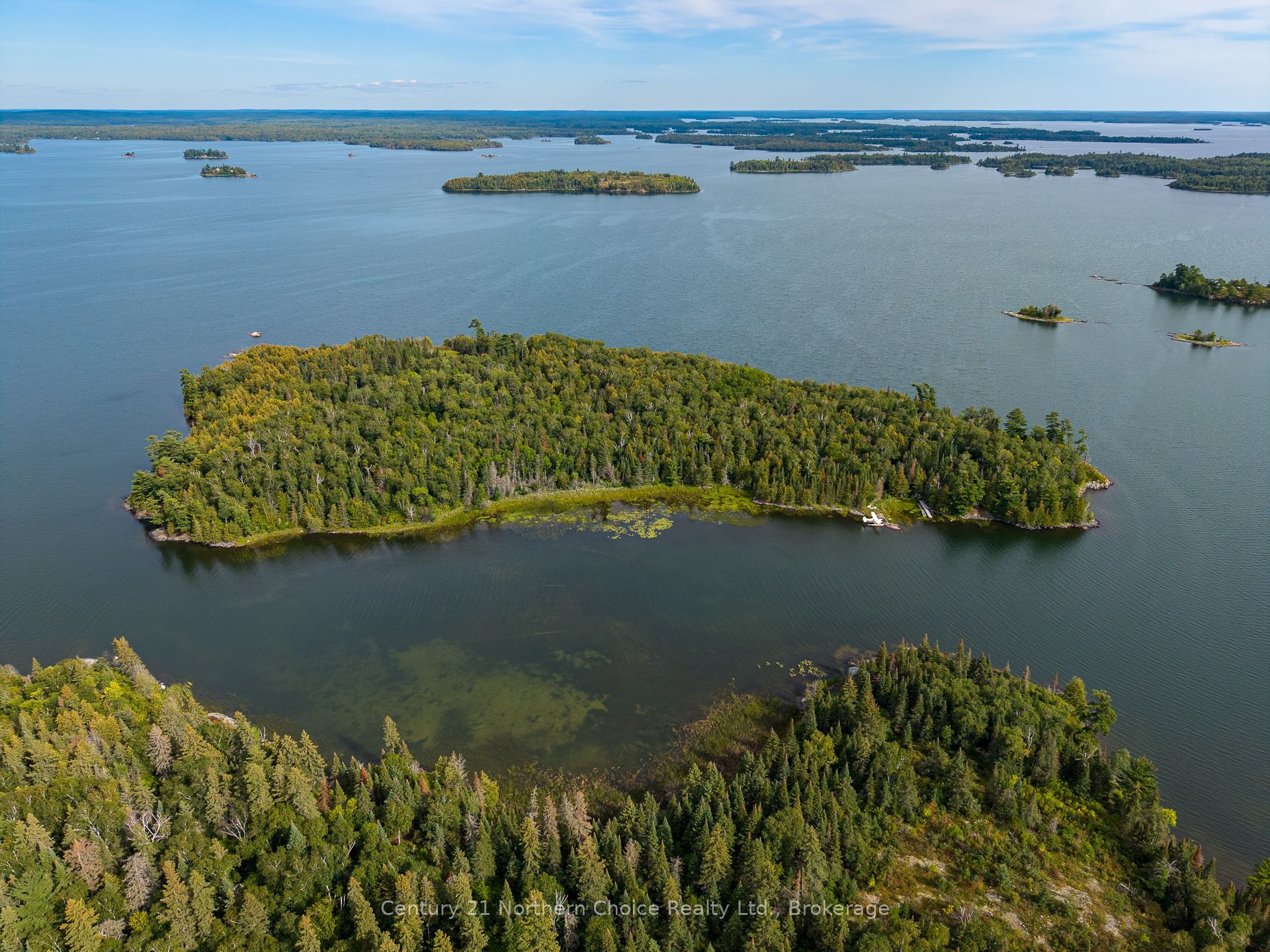 JO153 SHOAL LAKE Island, Kenora Remote Area, ON P0X 1E0 photo 2