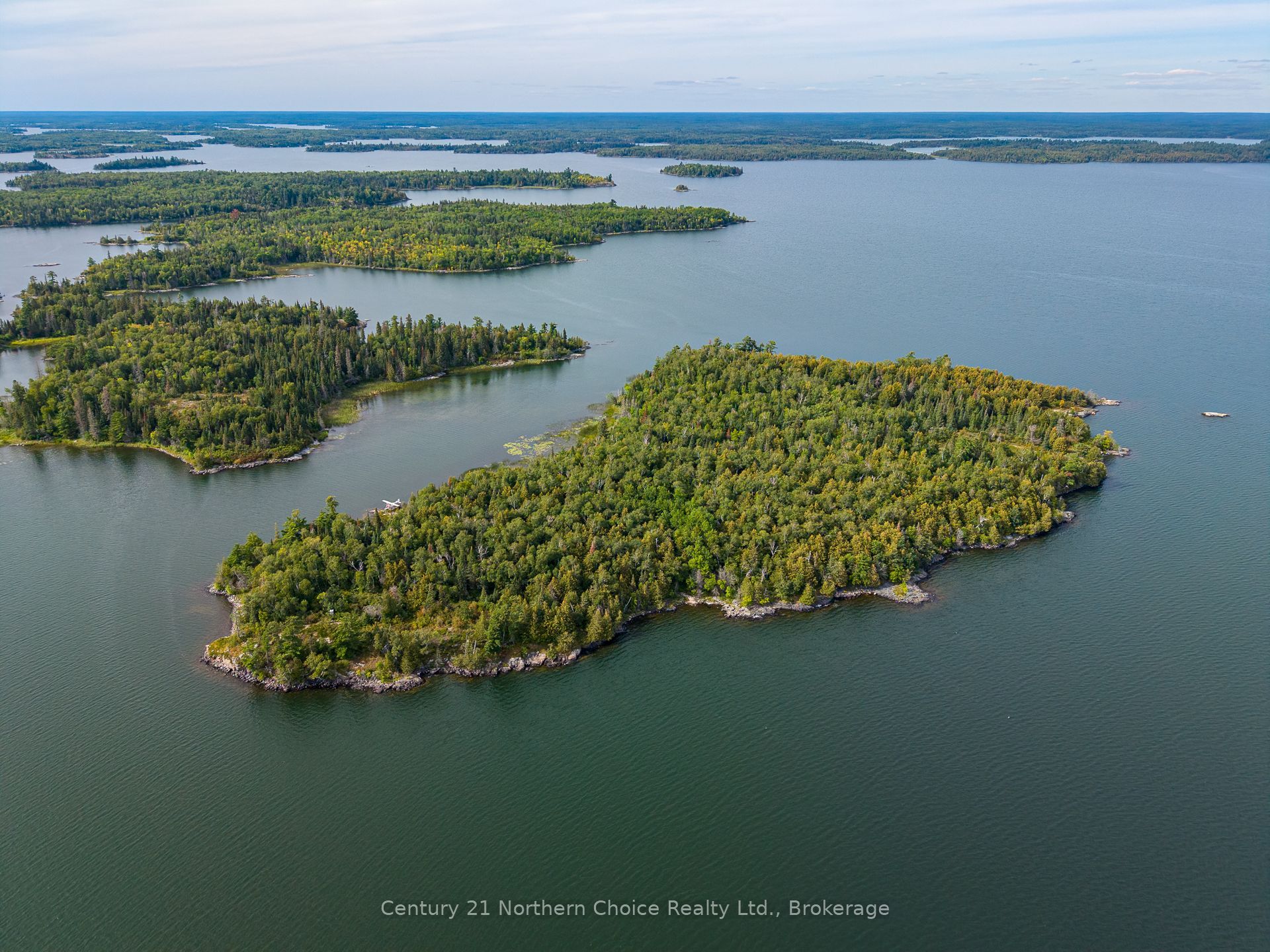 JO153 SHOAL LAKE Island, Kenora Remote Area, ON P0X 1E0 photo 4