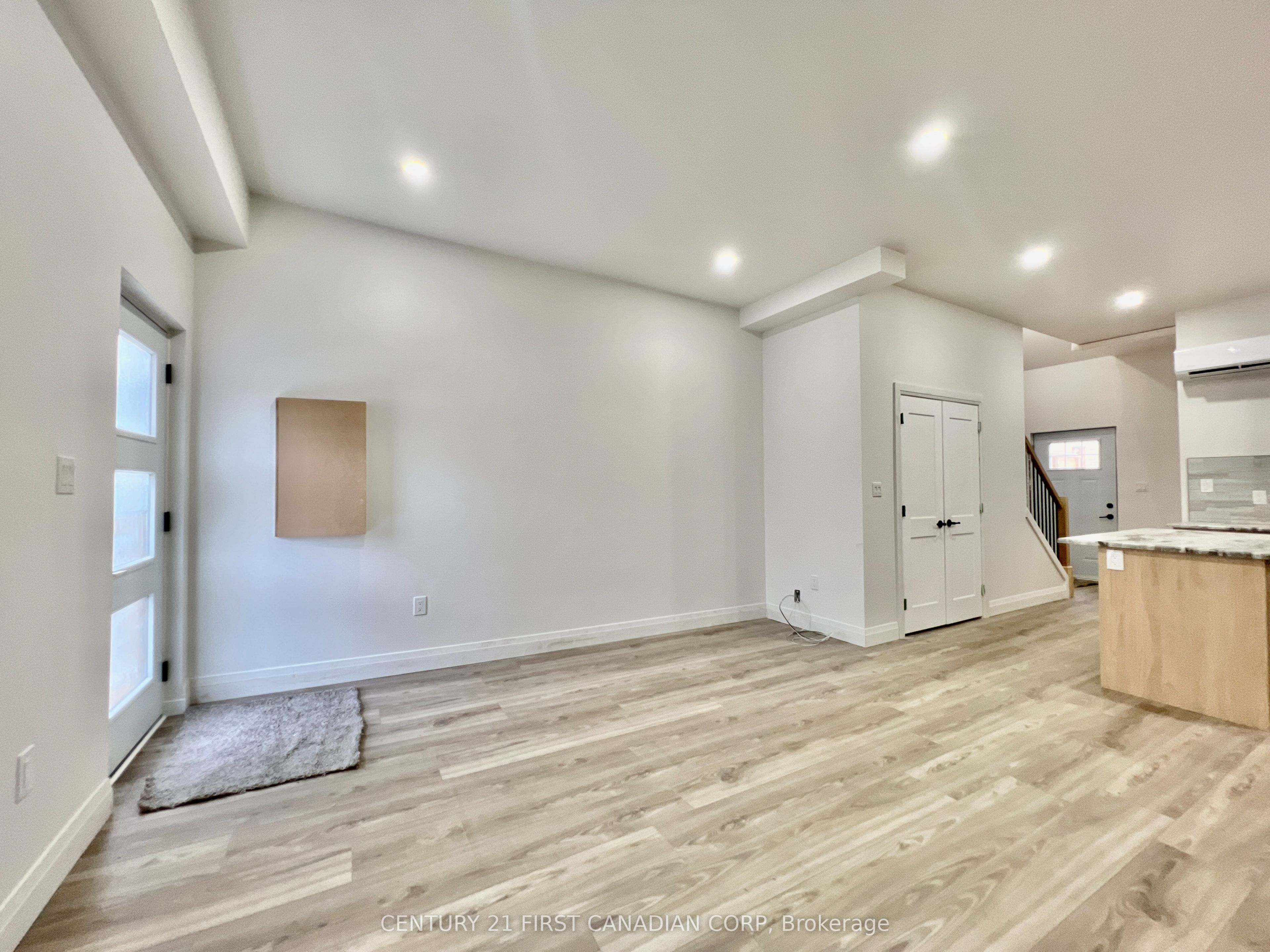 166 Central Avenue 2, London East, ON N6A 1M7 photo 3