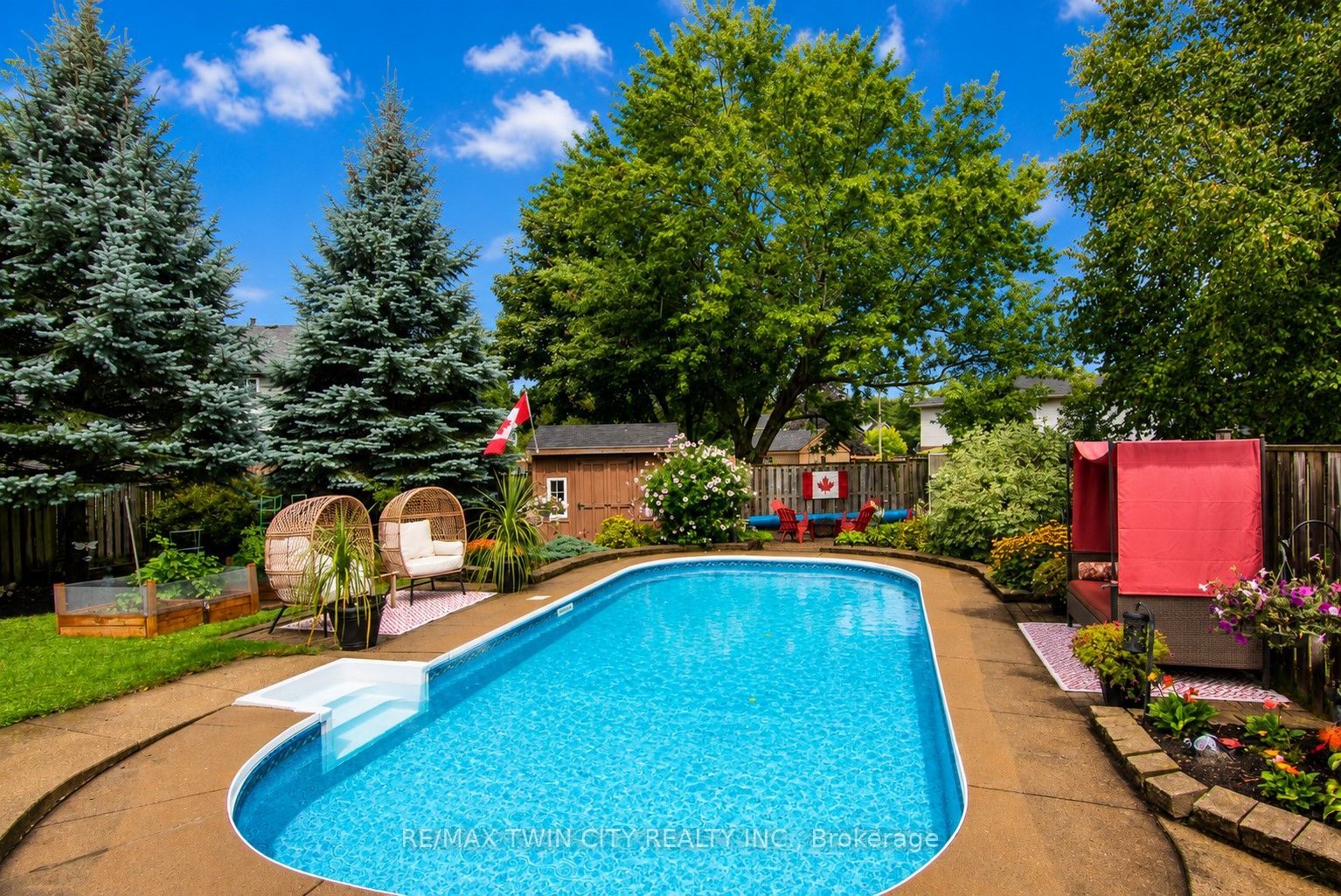 122 Bier Crescent, Wilmot, ON N3A 1Y4 photo 2