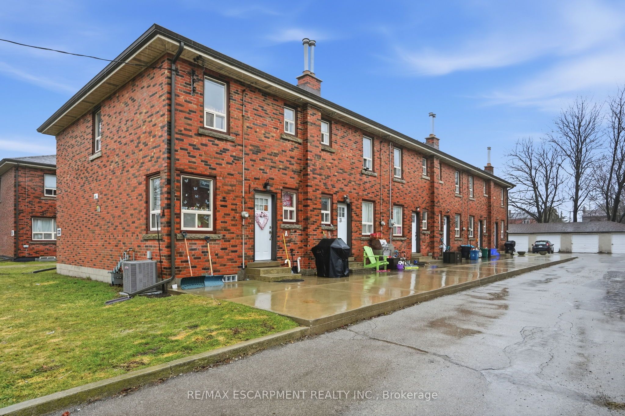 424 East 42nd Street D, Hamilton, ON L8T 3A9 photo 2