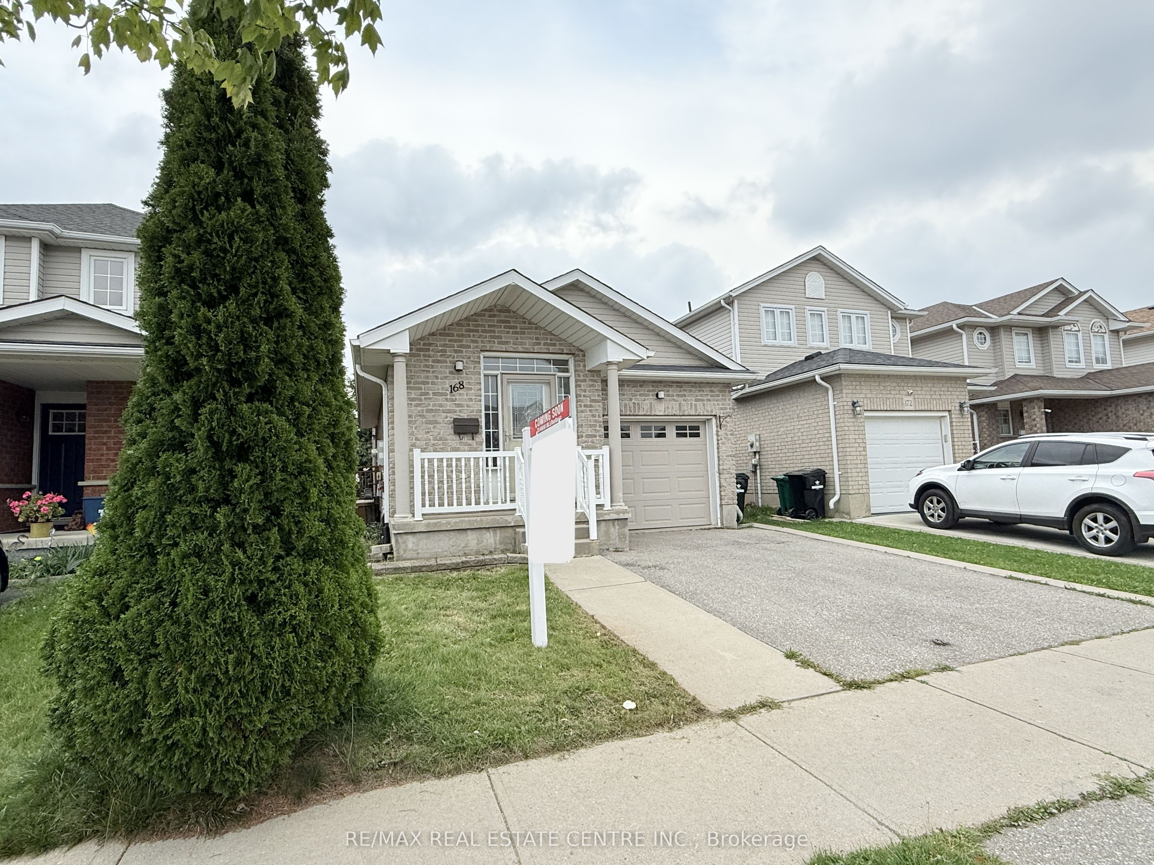 168 Copper Leaf Street, Kitchener, ON N2E 3V9 photo 2