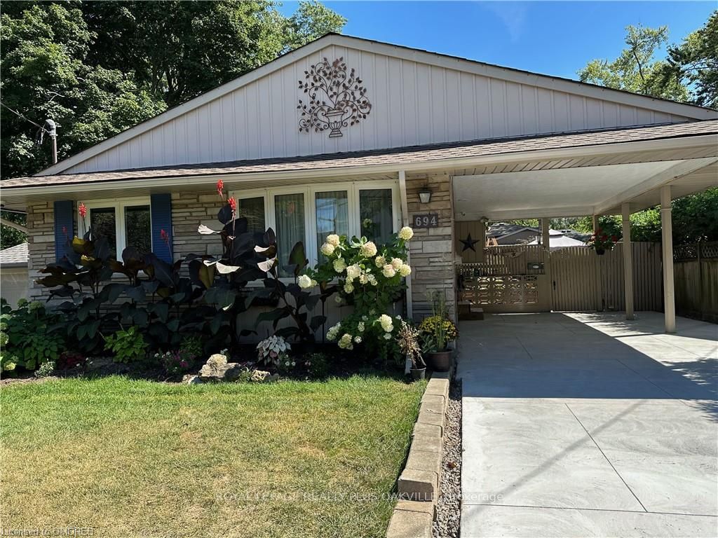 694 Niagara Street BSMT, St. Catharines, ON L2M 3R9