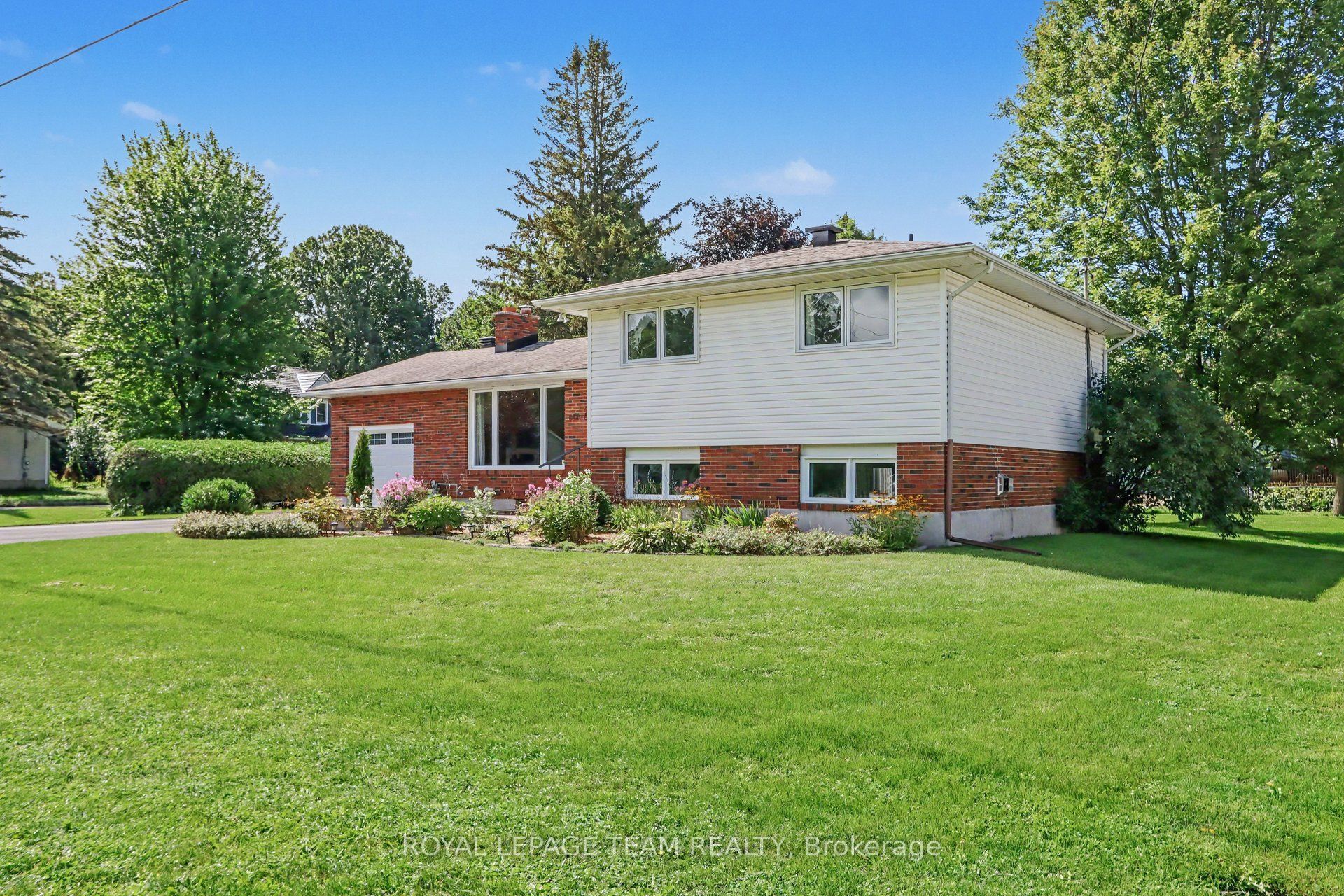 28 Gamble Drive, Stittsville - Munster - Richmond, ON K0A 2Z0 photo 3