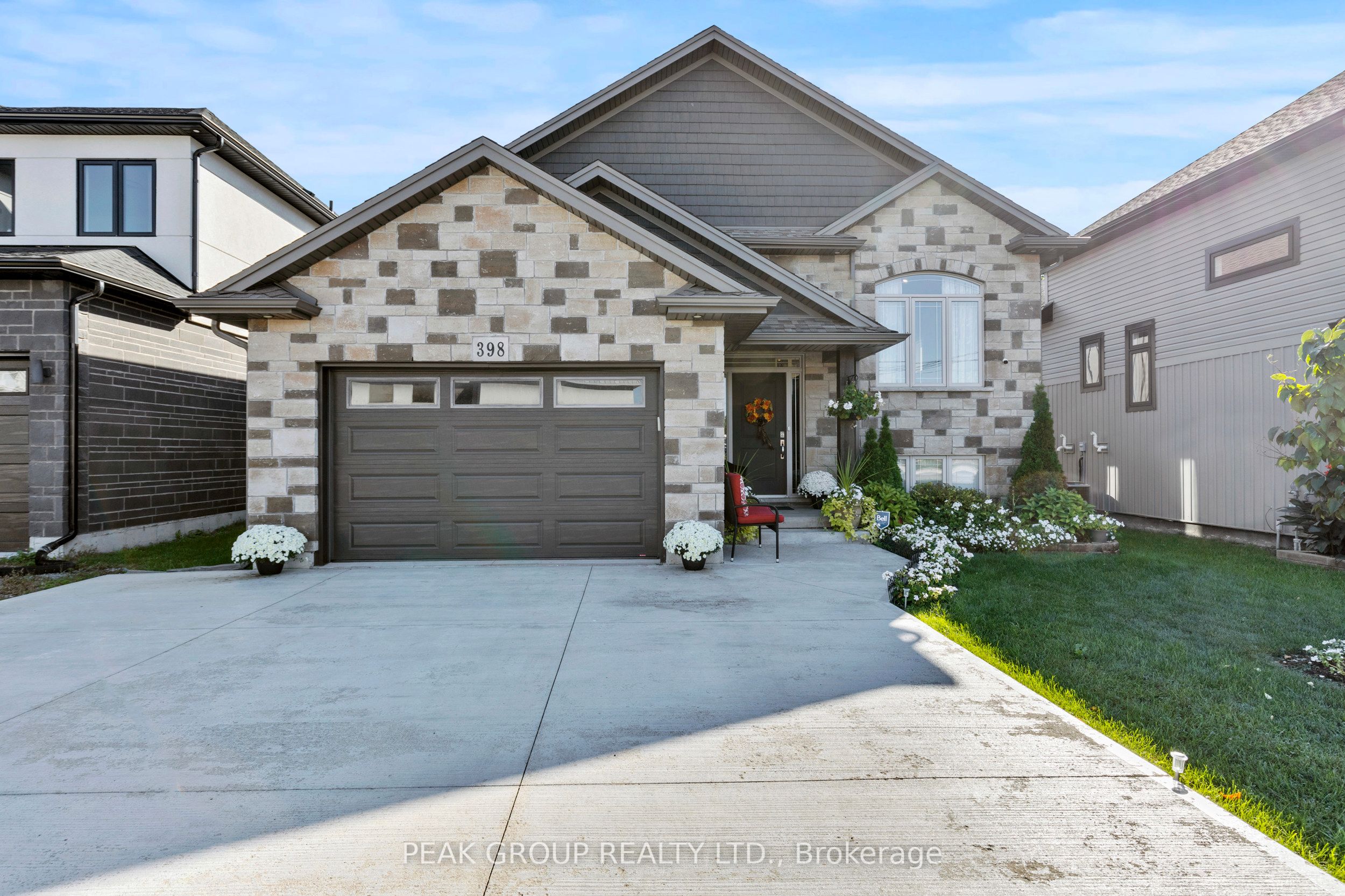 398 AQUEDUCT Street, Welland, ON L3C 0H3 photo 2