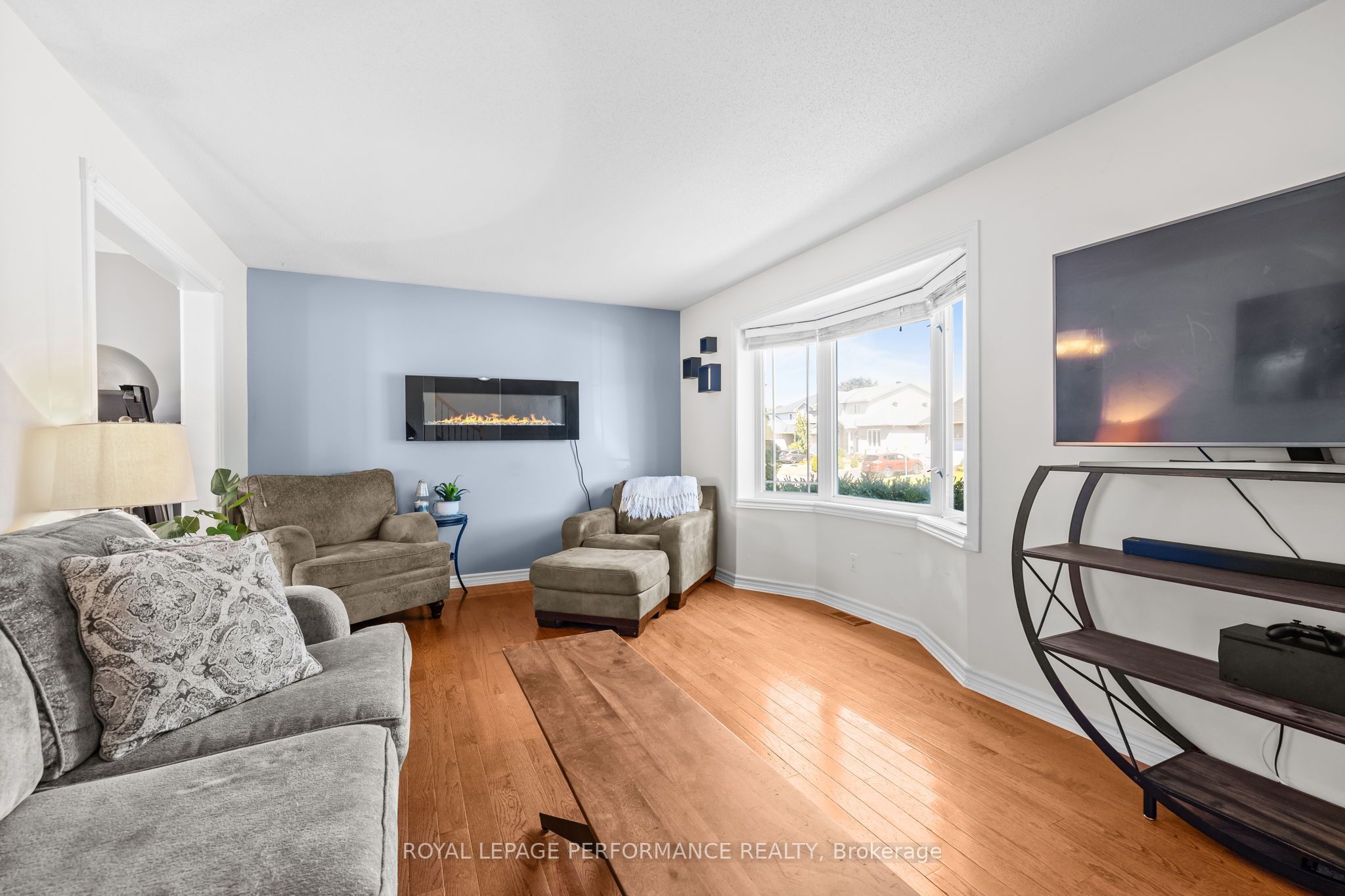 407 Centenaire Street, Russell, ON K0A 1W0 photo 4
