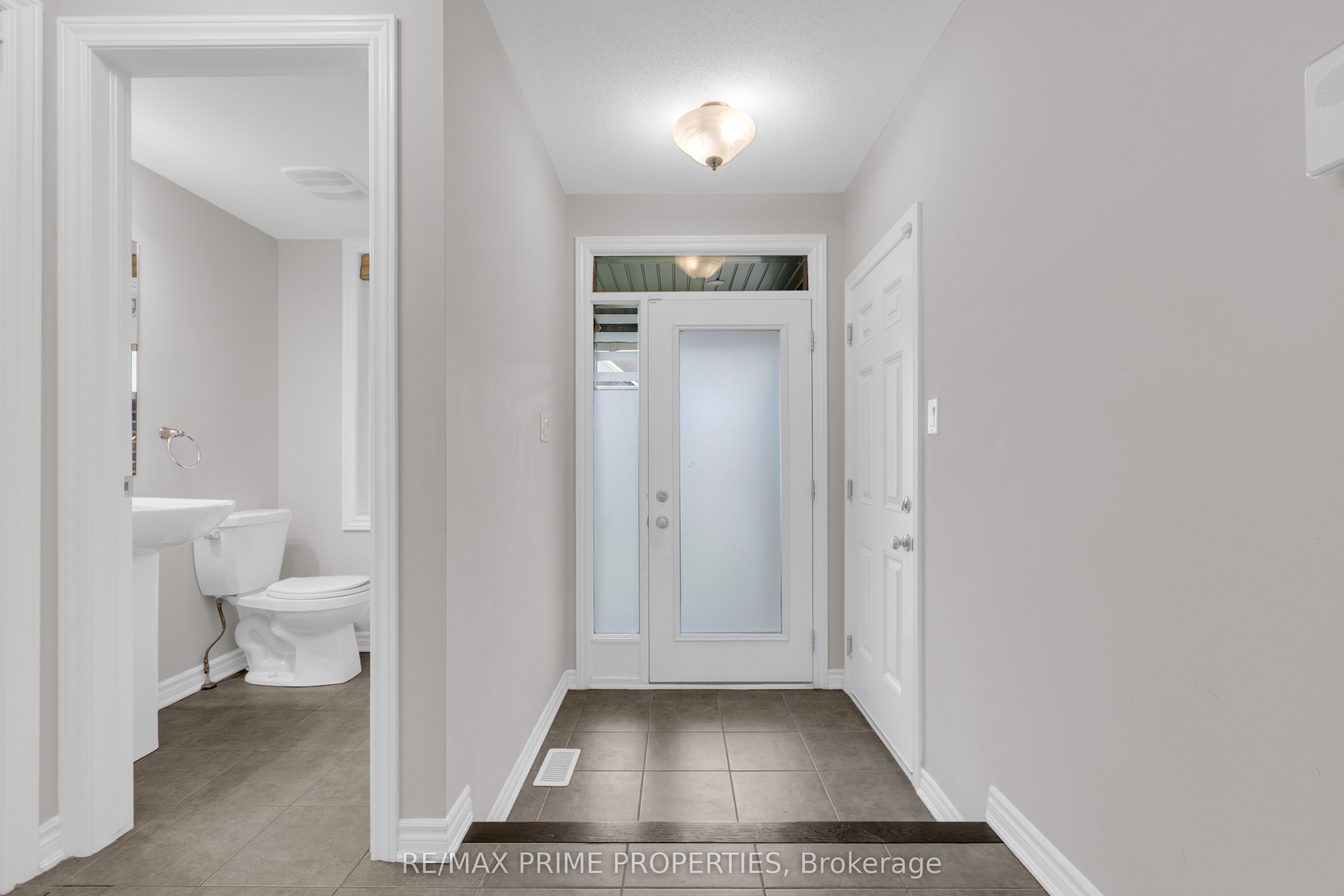 136 Lanceleaf Way, Kanata, ON K2V 0J9 photo 5