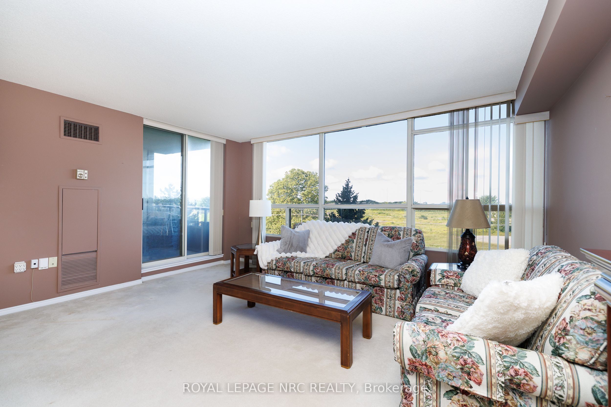 5100 DORCHESTER Road #606, Niagara Falls, ON L2E 7H4 photo 4