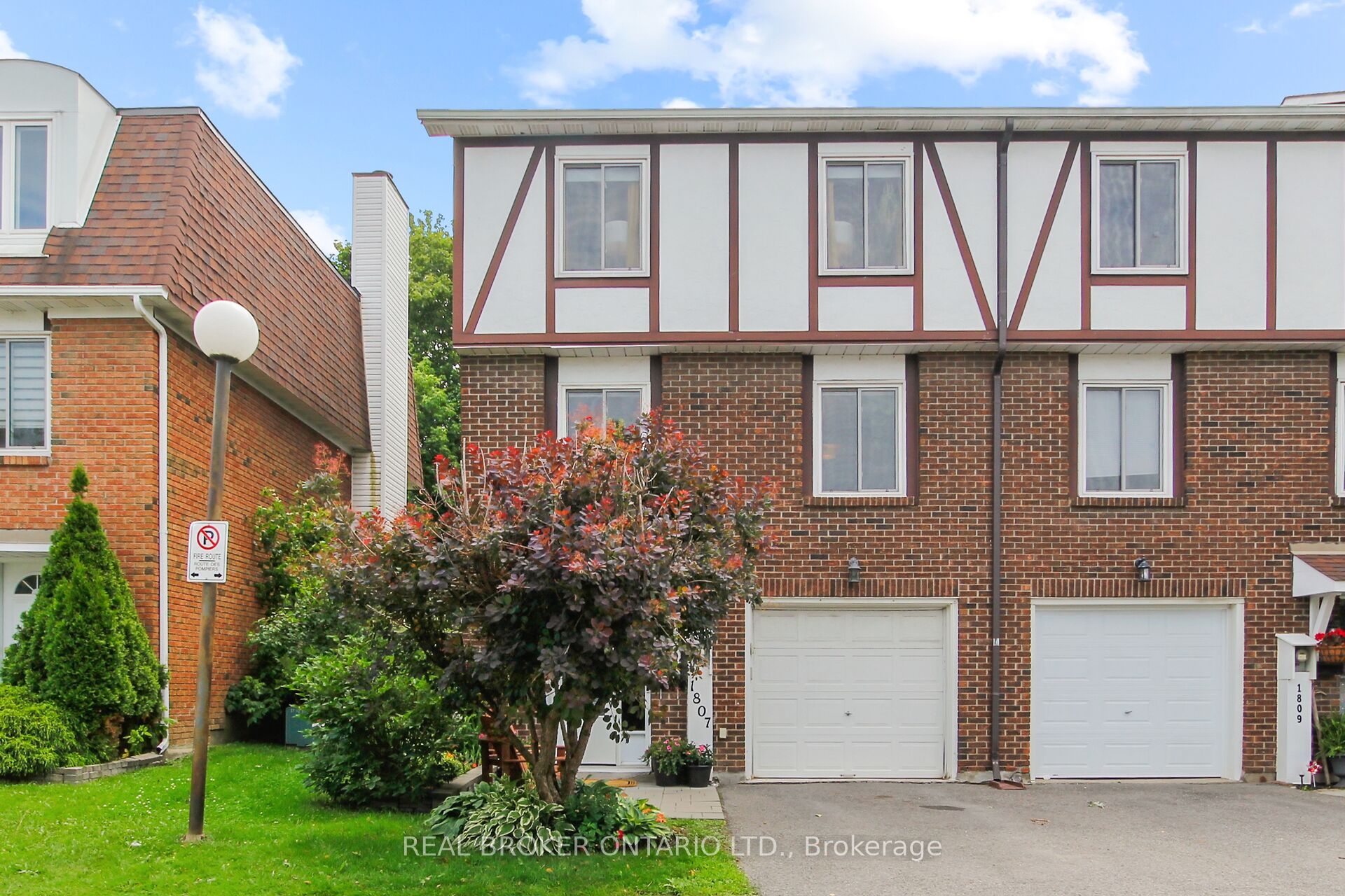 1807 Axminster Court, Orleans - Convent Glen and Area, ON K1C 1Z5