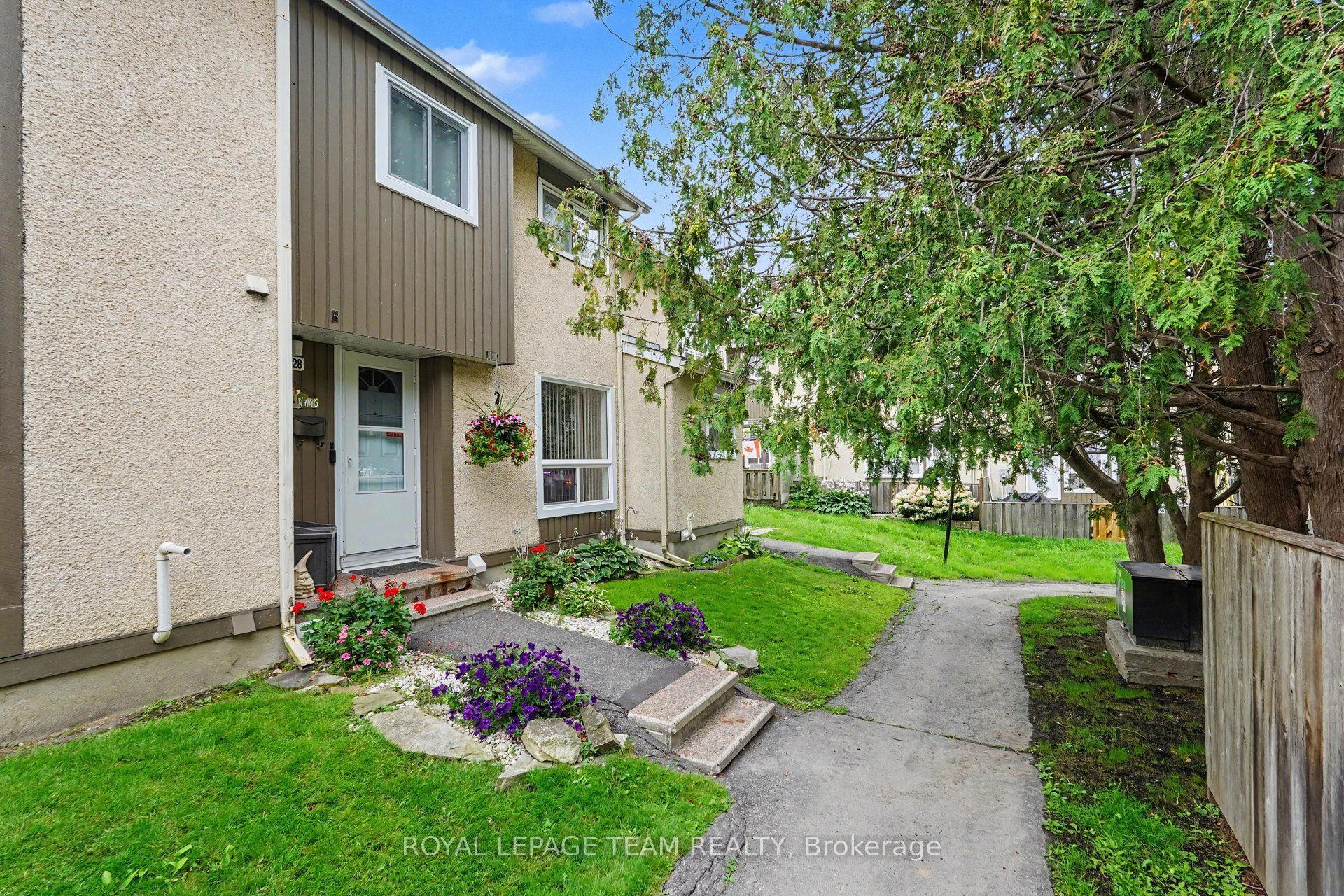 1328 Lassiter Terrace 75, Beacon Hill North - South and Area, ON K1J 8N2 photo 4