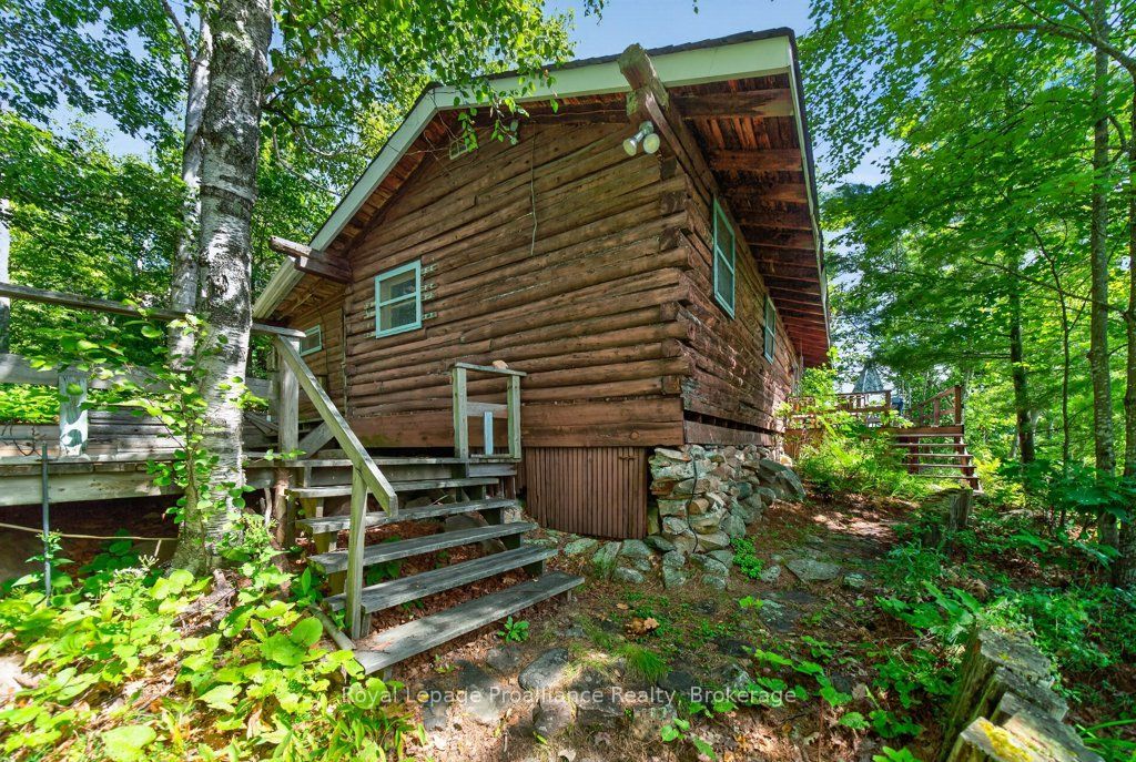 125 Mazinaw Lake Boat Access, Addington Highlands, ON K0H 1K0 photo 5