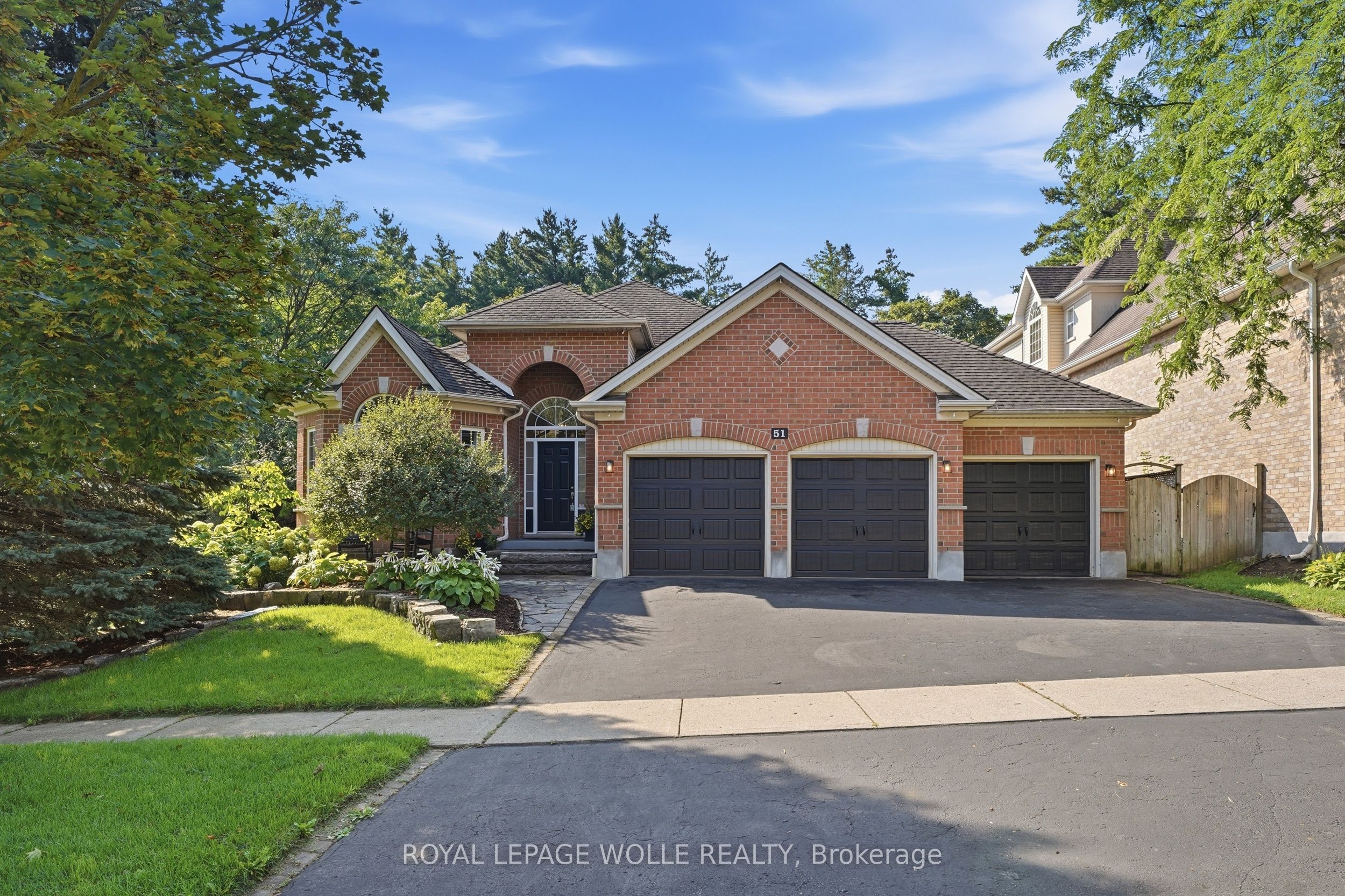 51 Autumn Ridge Trail, Kitchener, ON N2P 2J6 photo 2