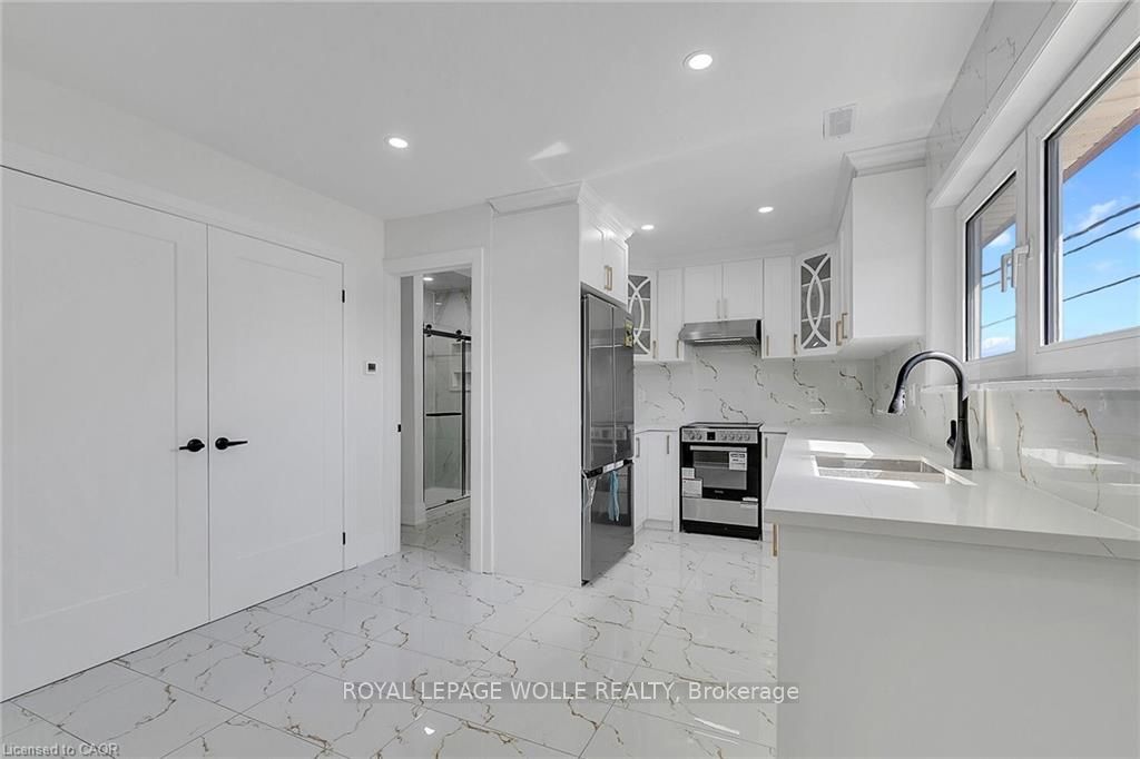 581 Lancaster Street W 2, Kitchener, ON N2K 1M5