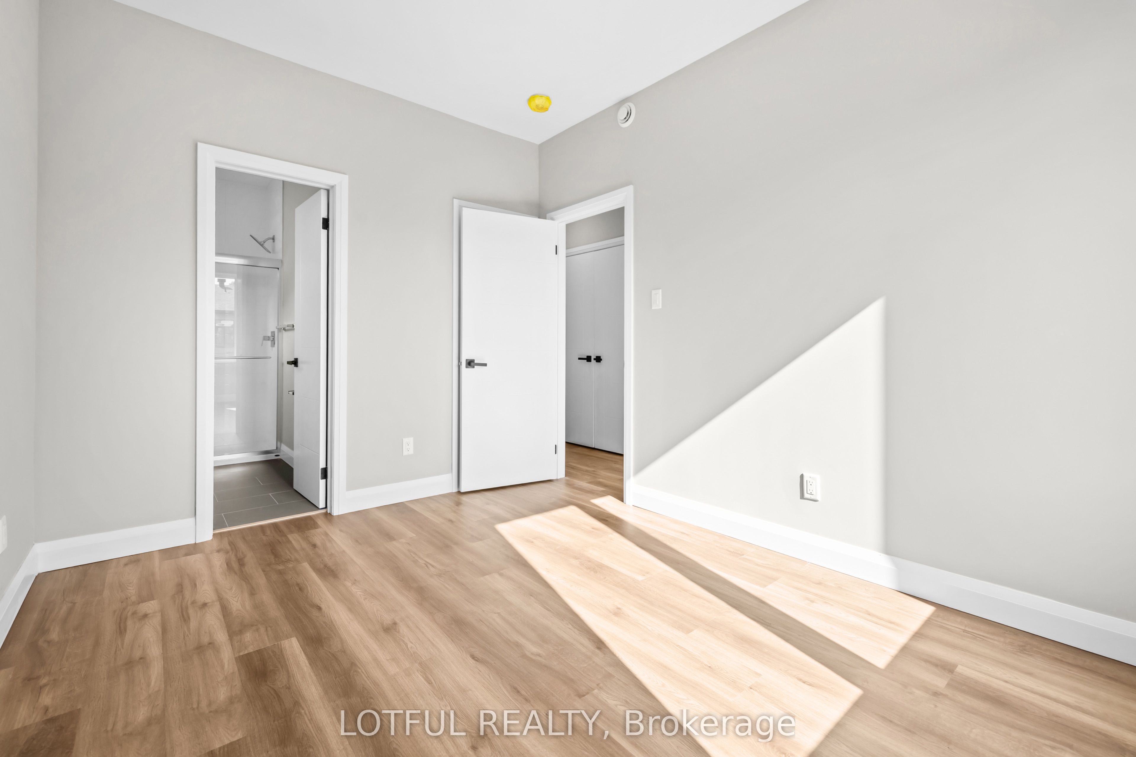516 Tweedsmuir Avenue B, Westboro - Hampton Park, ON K1Z 5N9 photo 5