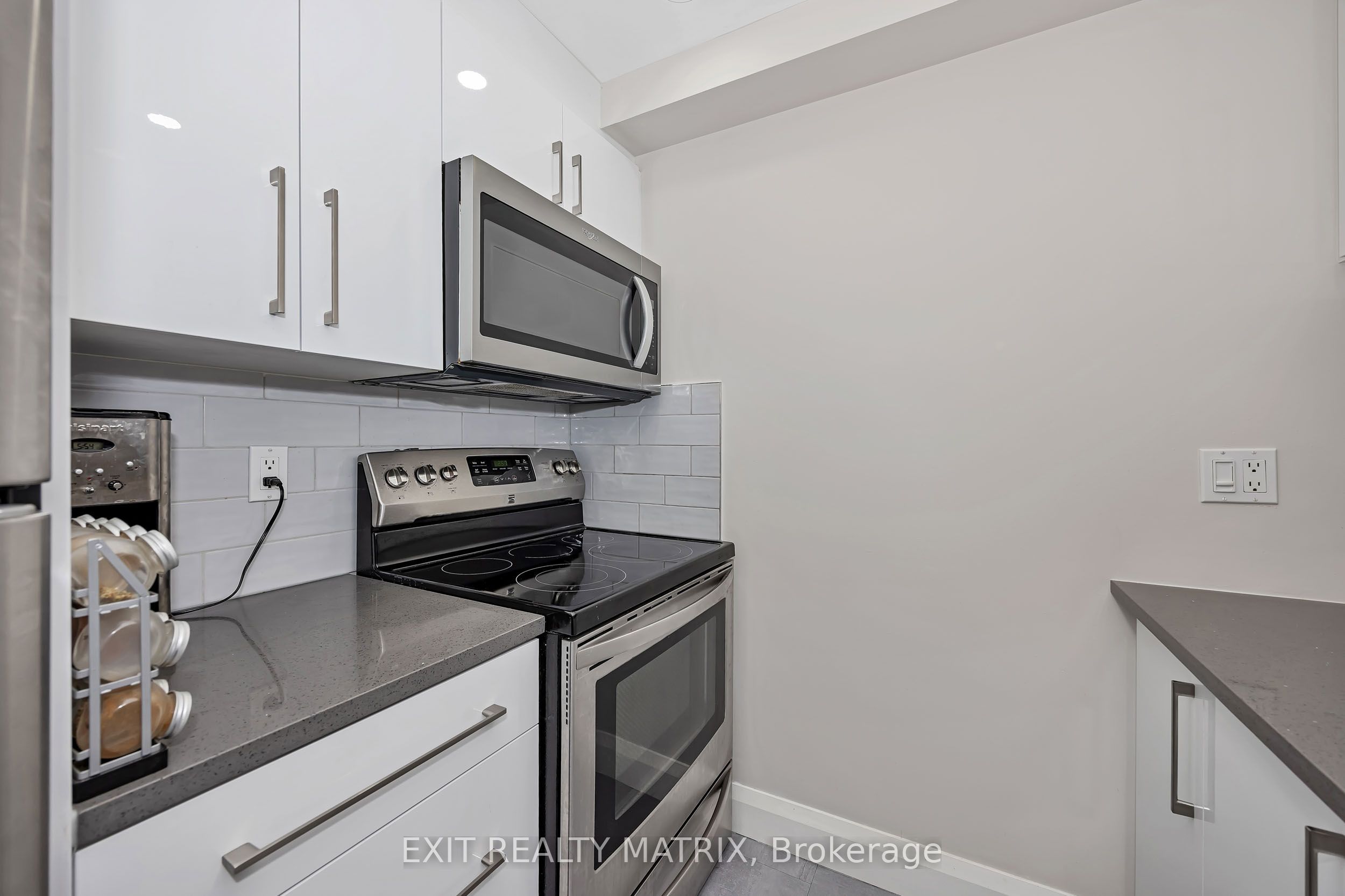 6532 Bilberry Drive 206, Orleans - Convent Glen and Area, ON K1C 4N9 photo 5
