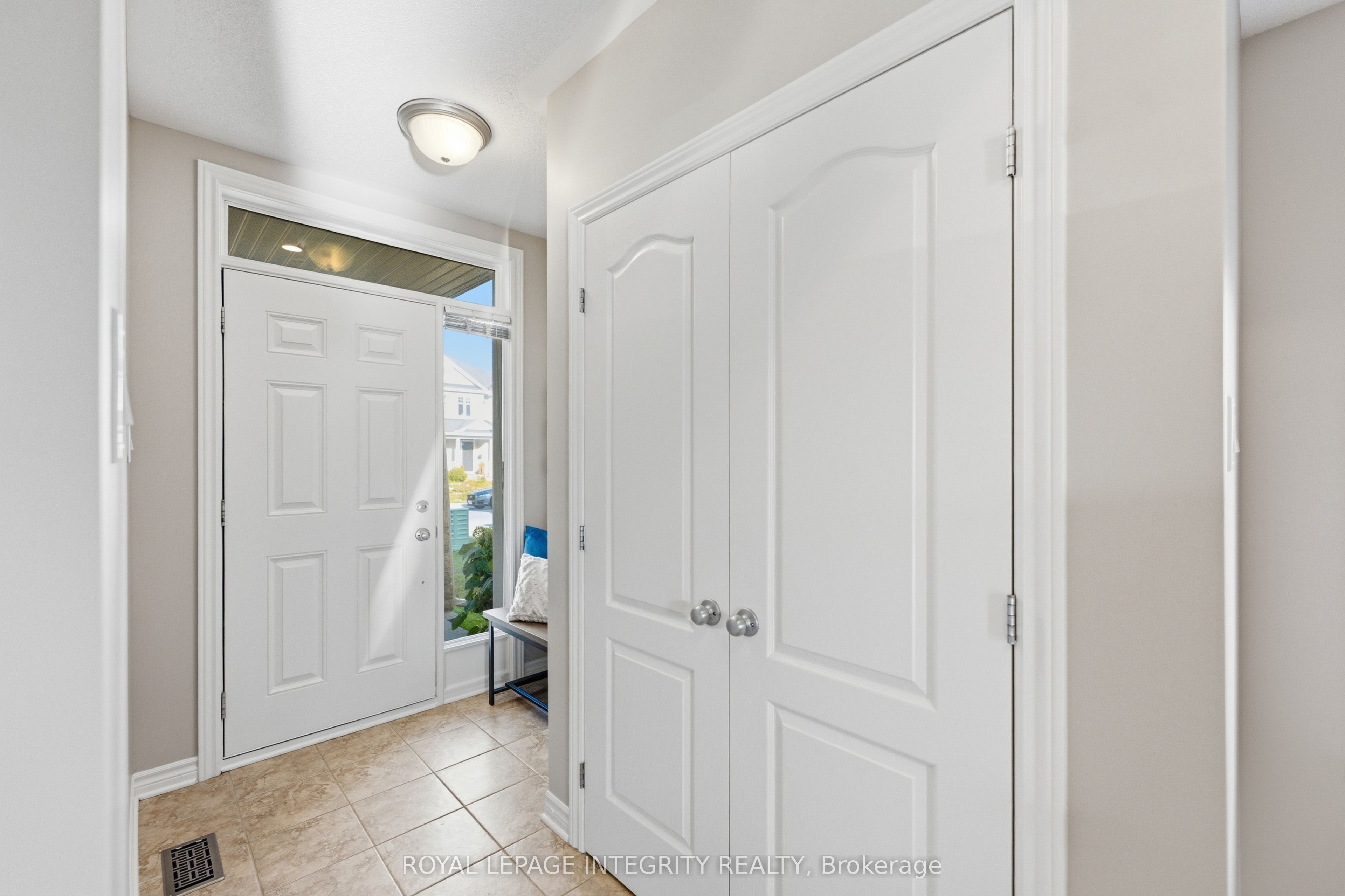 661 Willowmere Way, Blossom Park - Airport and Area, ON K1T 0K1 photo 4