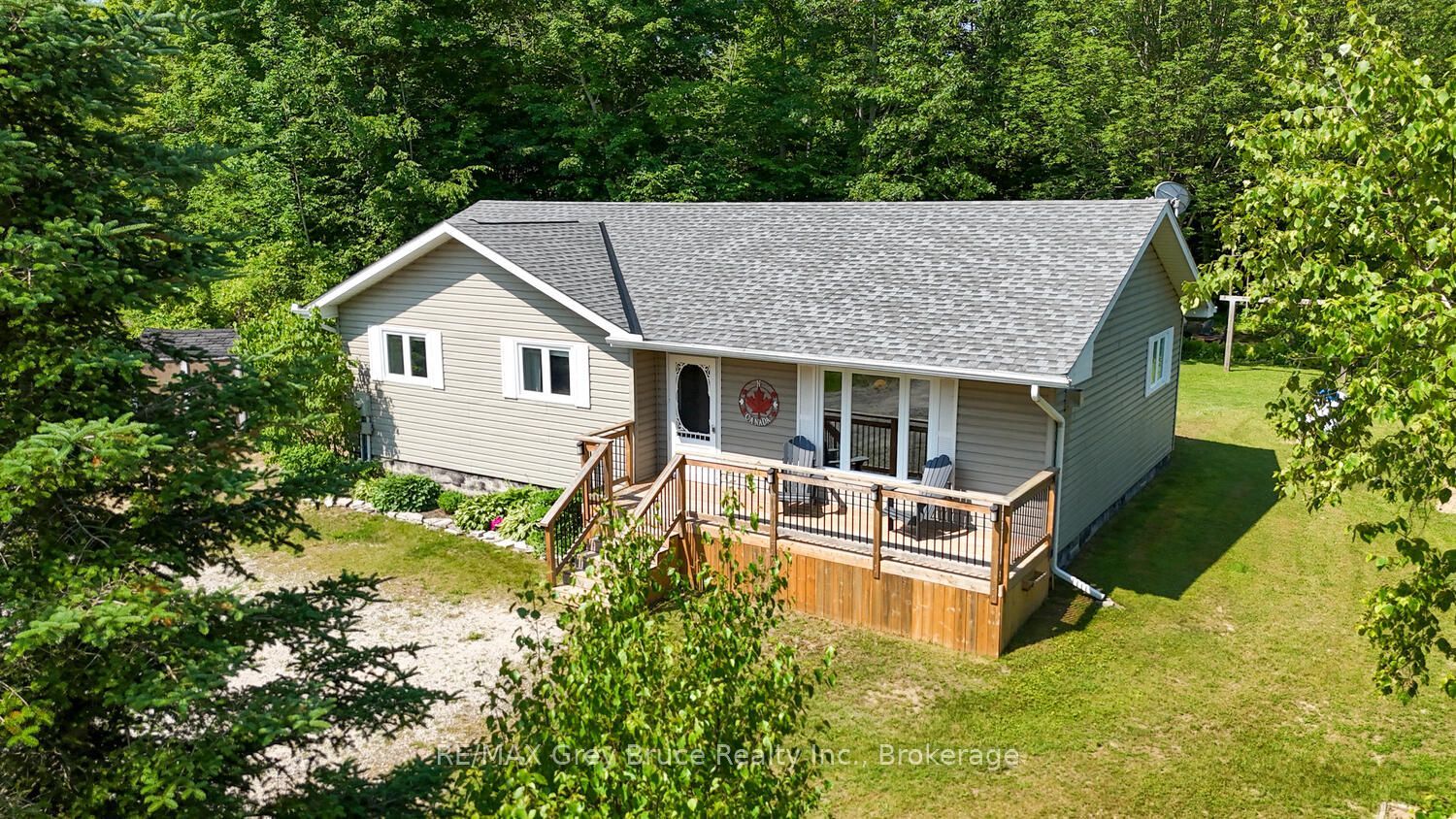 32 Sugarbush Road, South Bruce Peninsula, ON N0H 2G0 photo 2