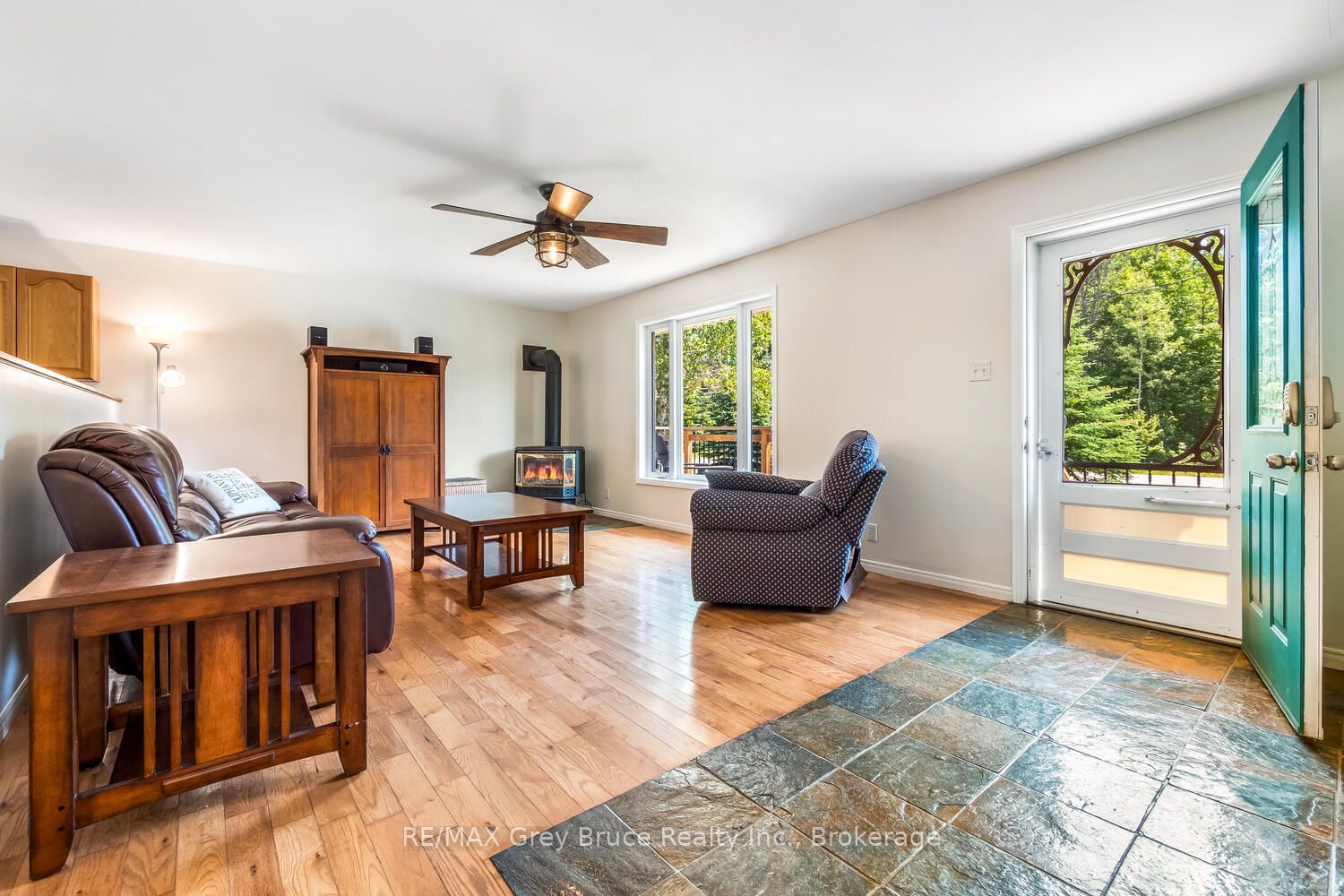 32 Sugarbush Road, South Bruce Peninsula, ON N0H 2G0 photo 3