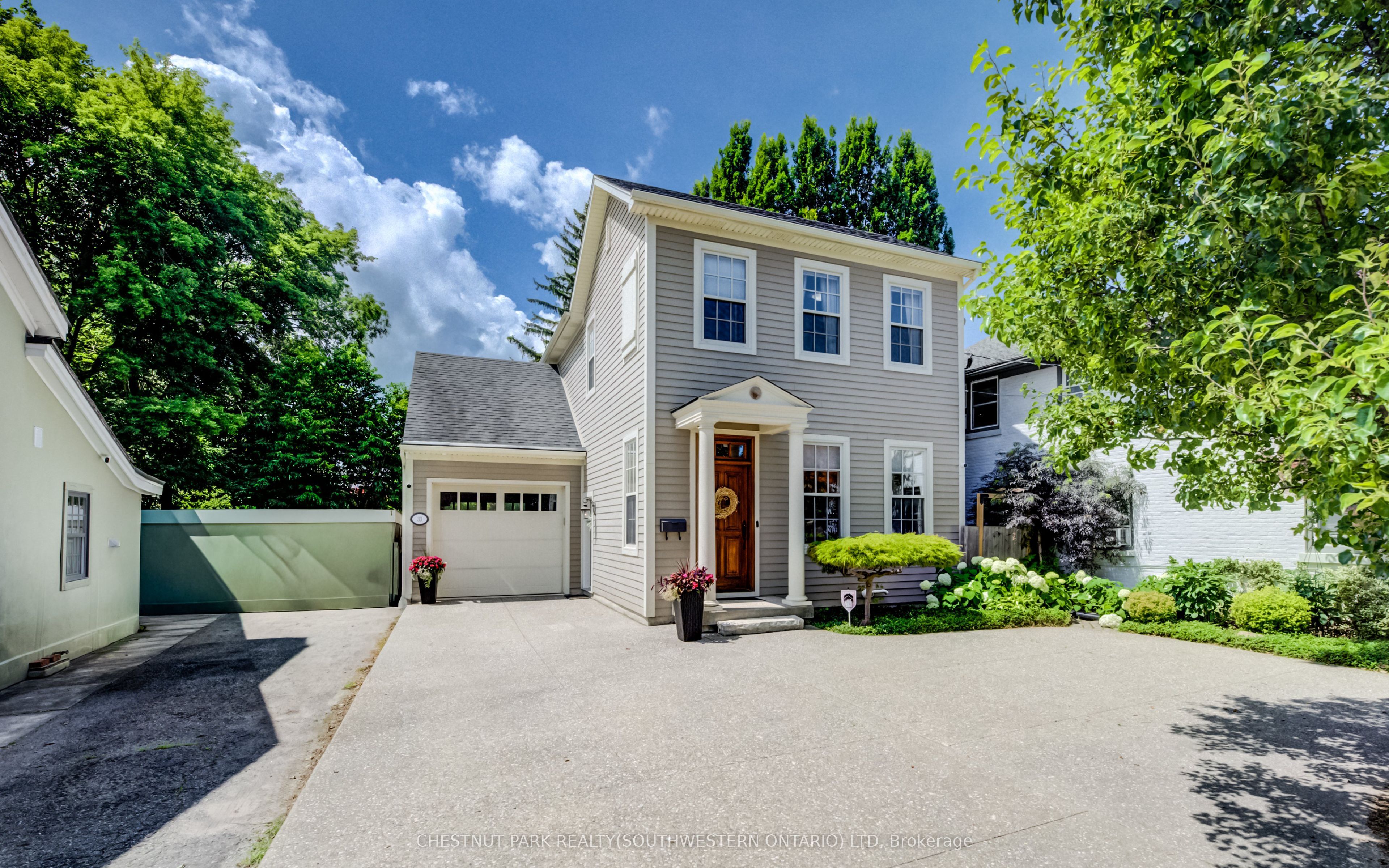 33 Cherry Street, St. Catharines, ON L2R 5M5 photo 3